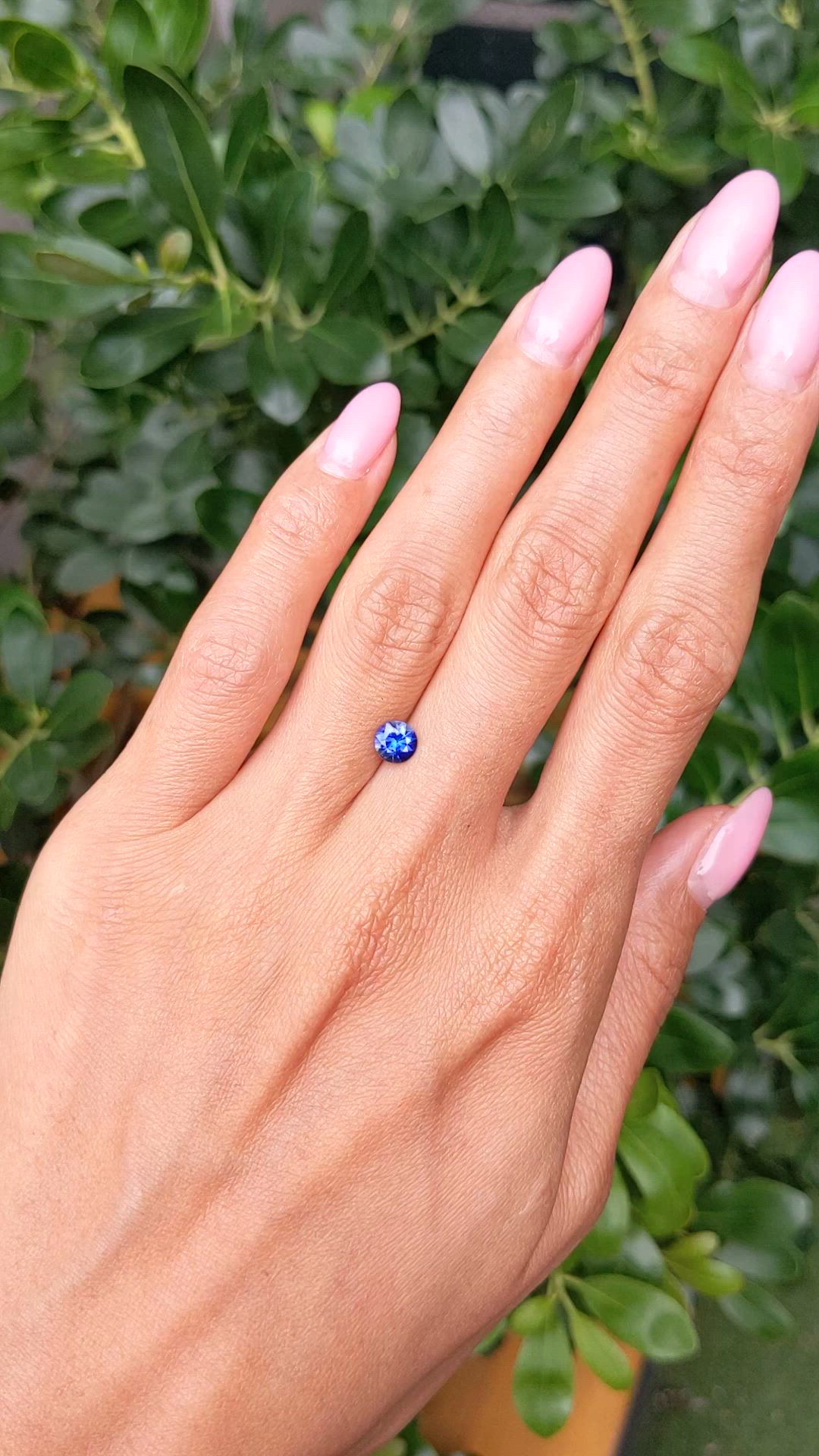 0.65 Ct. Blue Sapphire from Ceylon (Sri Lanka) Size Video