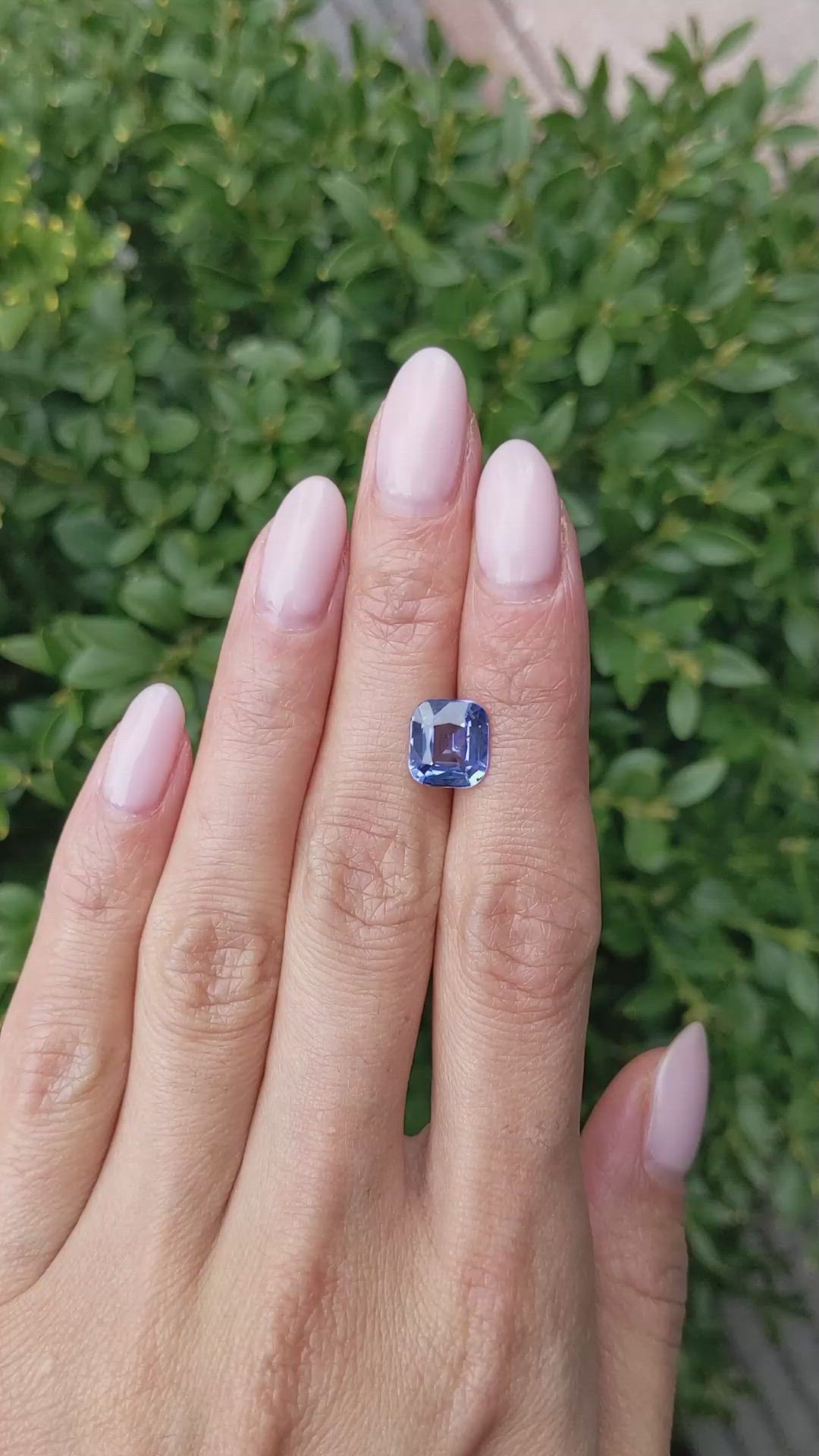 3.26 Ct. Blue Sapphire from Ceylon (Sri Lanka) Size Video