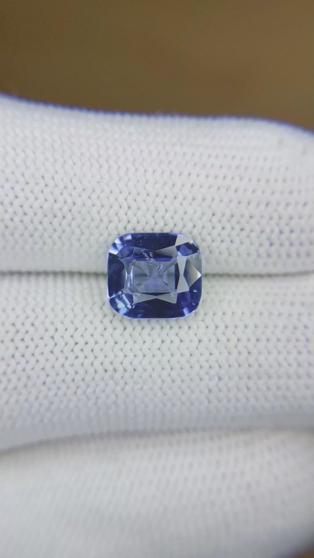 3.26 Ct. Blue Sapphire from Ceylon (Sri Lanka) Size Video