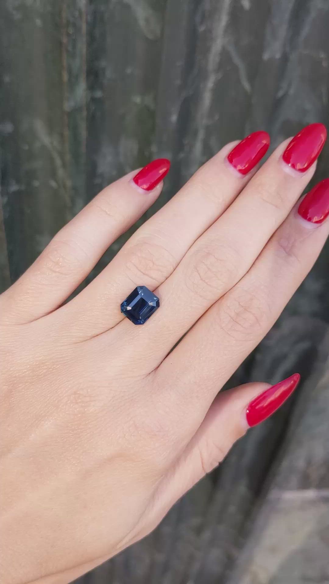 3.57 Ct. Sapphire from Ceylon (Sri Lanka) Size Video