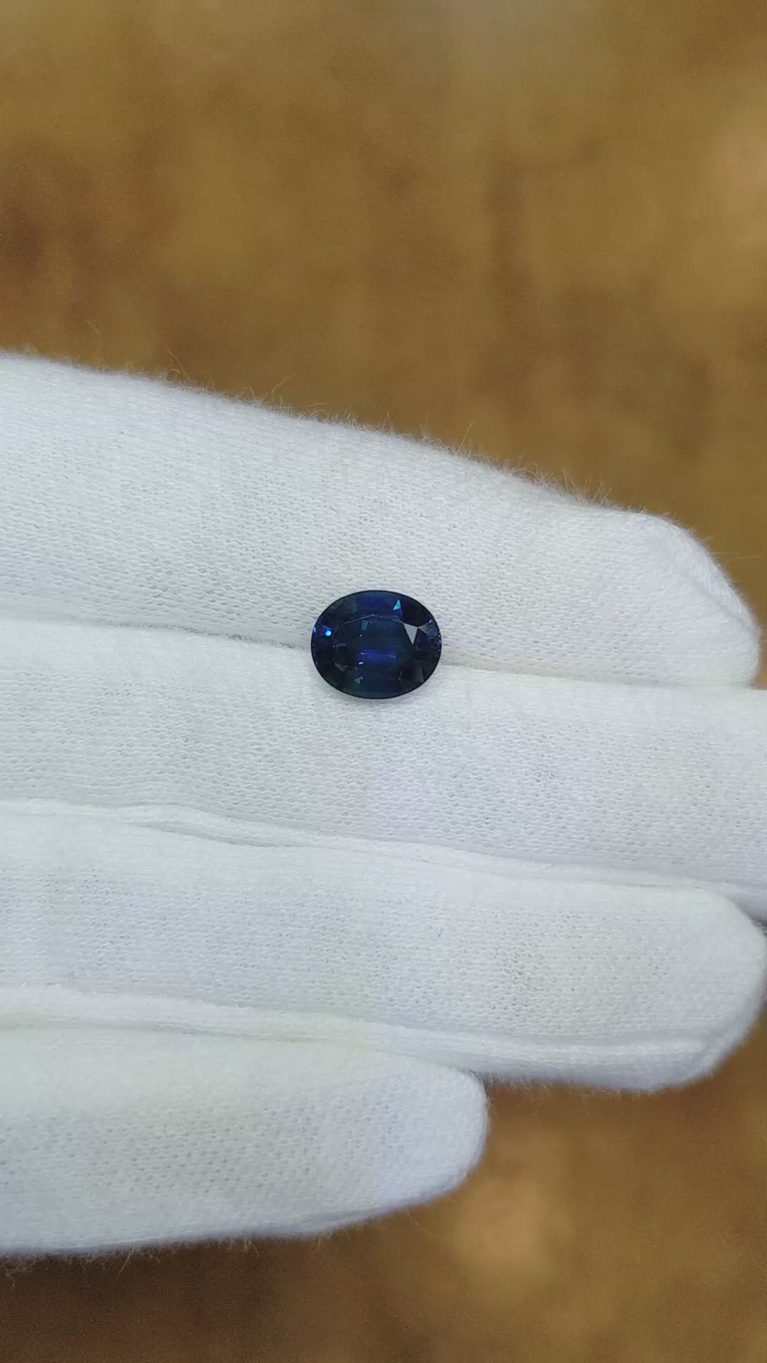 2.74 Ct. Greenish Blue Sapphire from Ceylon (Sri Lanka) Size Video