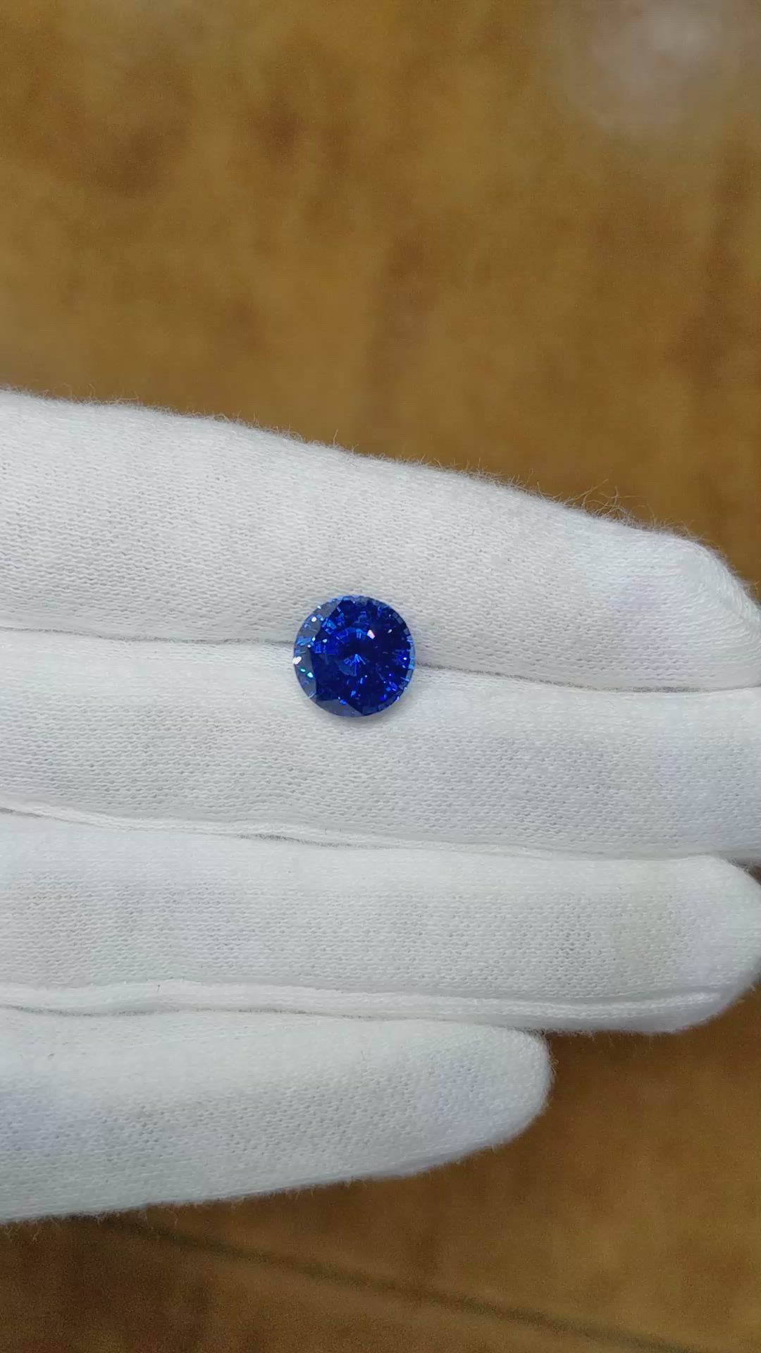 5.34 Ct. Blue Sapphire from Ceylon (Sri Lanka) Size Video
