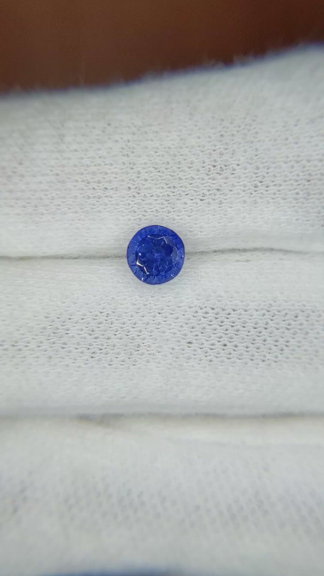 0.87 Ct. Blue Sapphire from Ceylon (Sri Lanka) Size Video