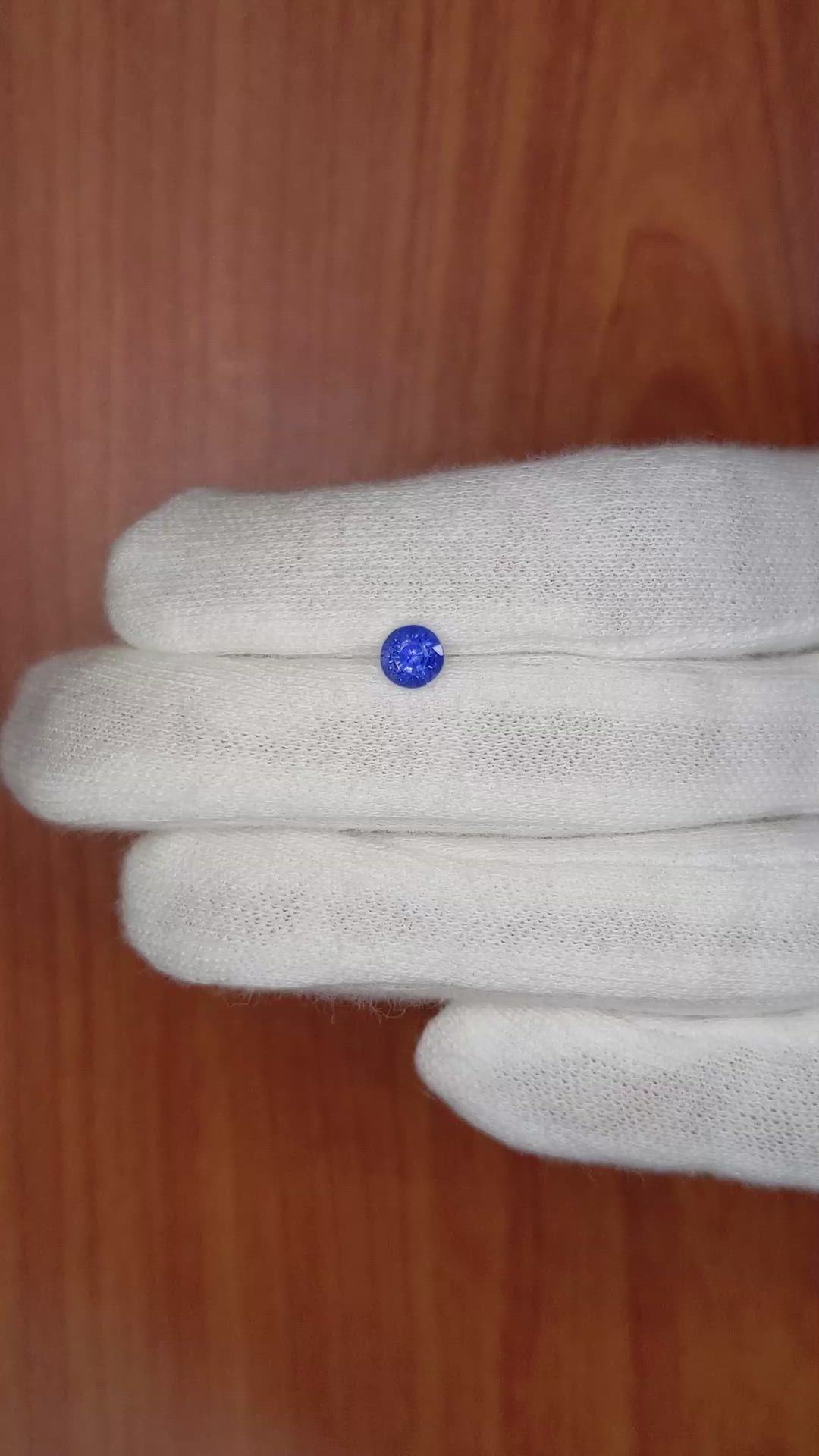 0.87 Ct. Blue Sapphire from Ceylon (Sri Lanka) Size Video