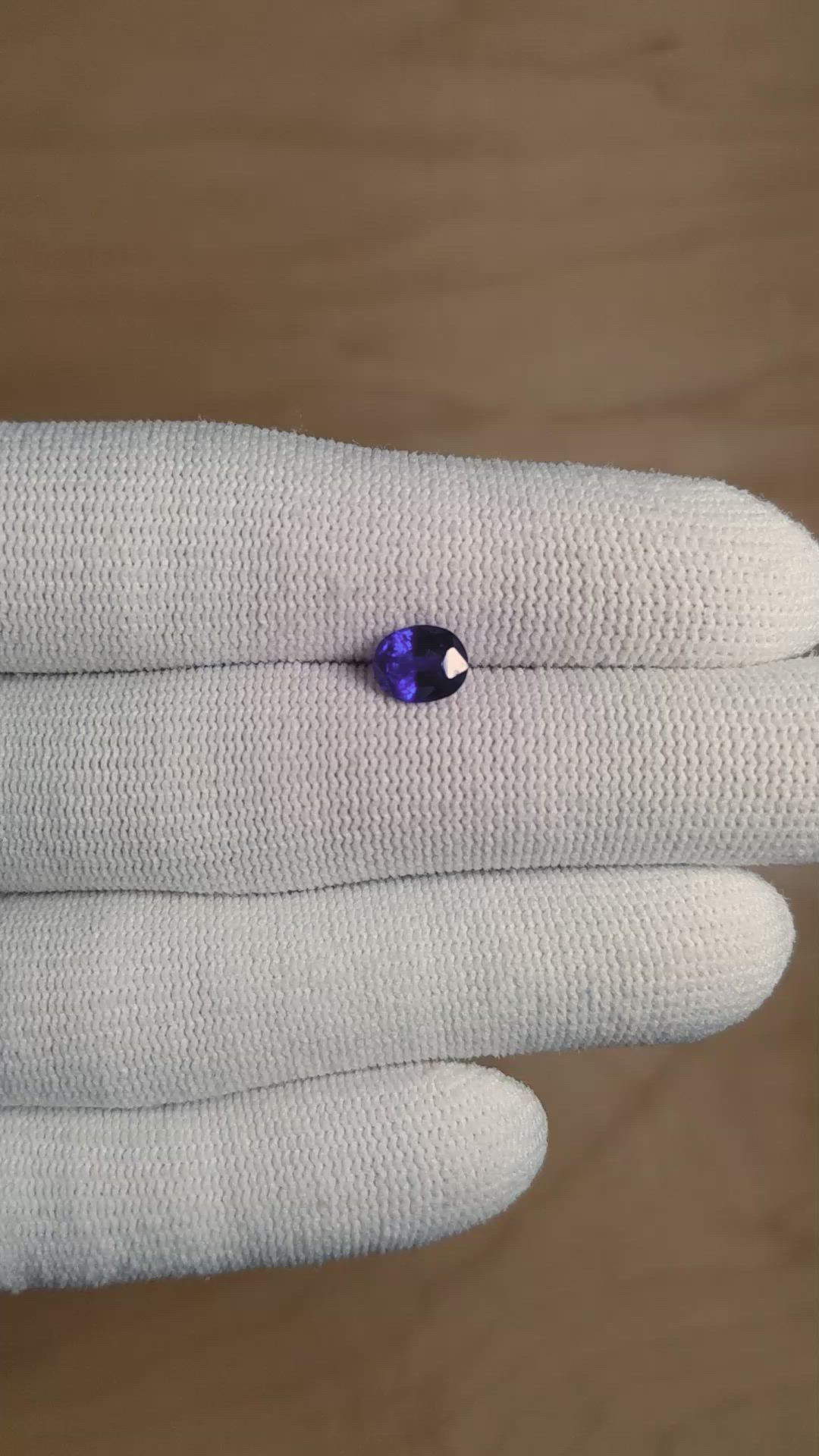 1.13 Ct. Color Change Sapphire from Ceylon (Sri Lanka) Size Video