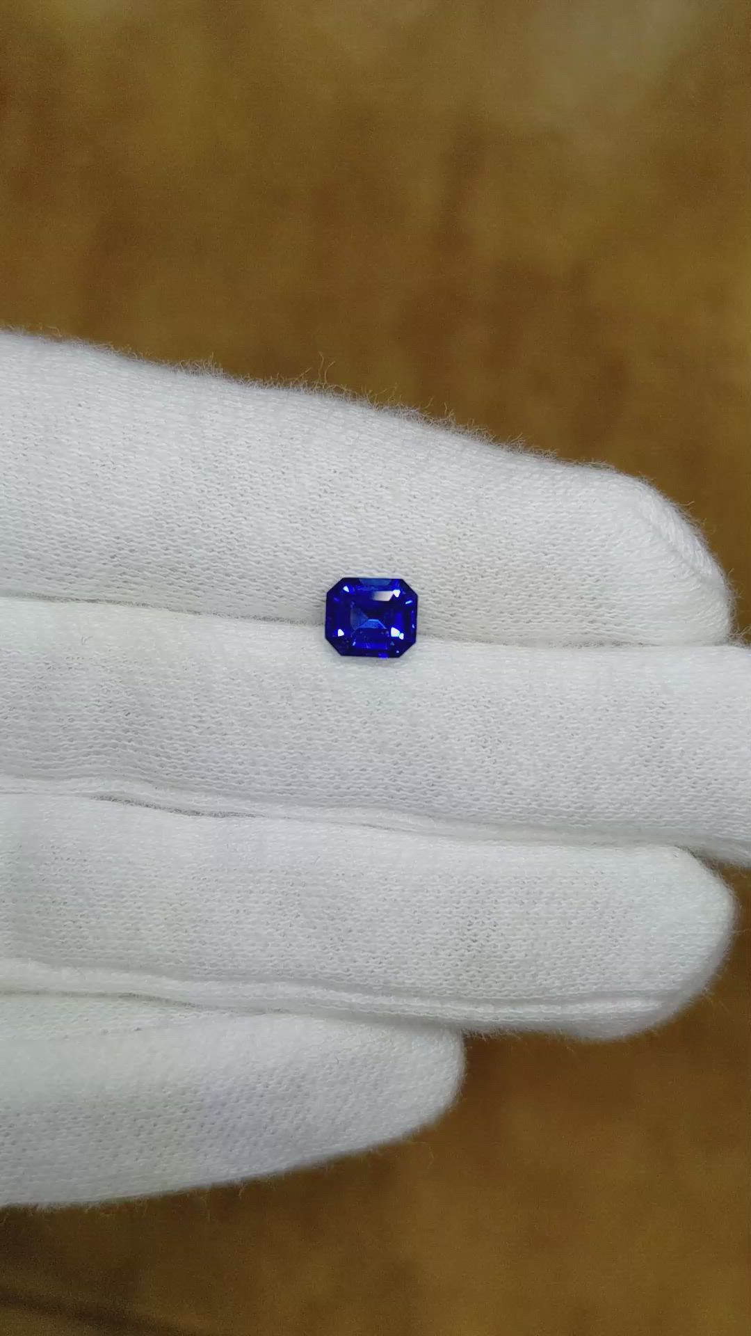 1.27 Ct. Blue Sapphire from Ceylon (Sri Lanka) Size Video
