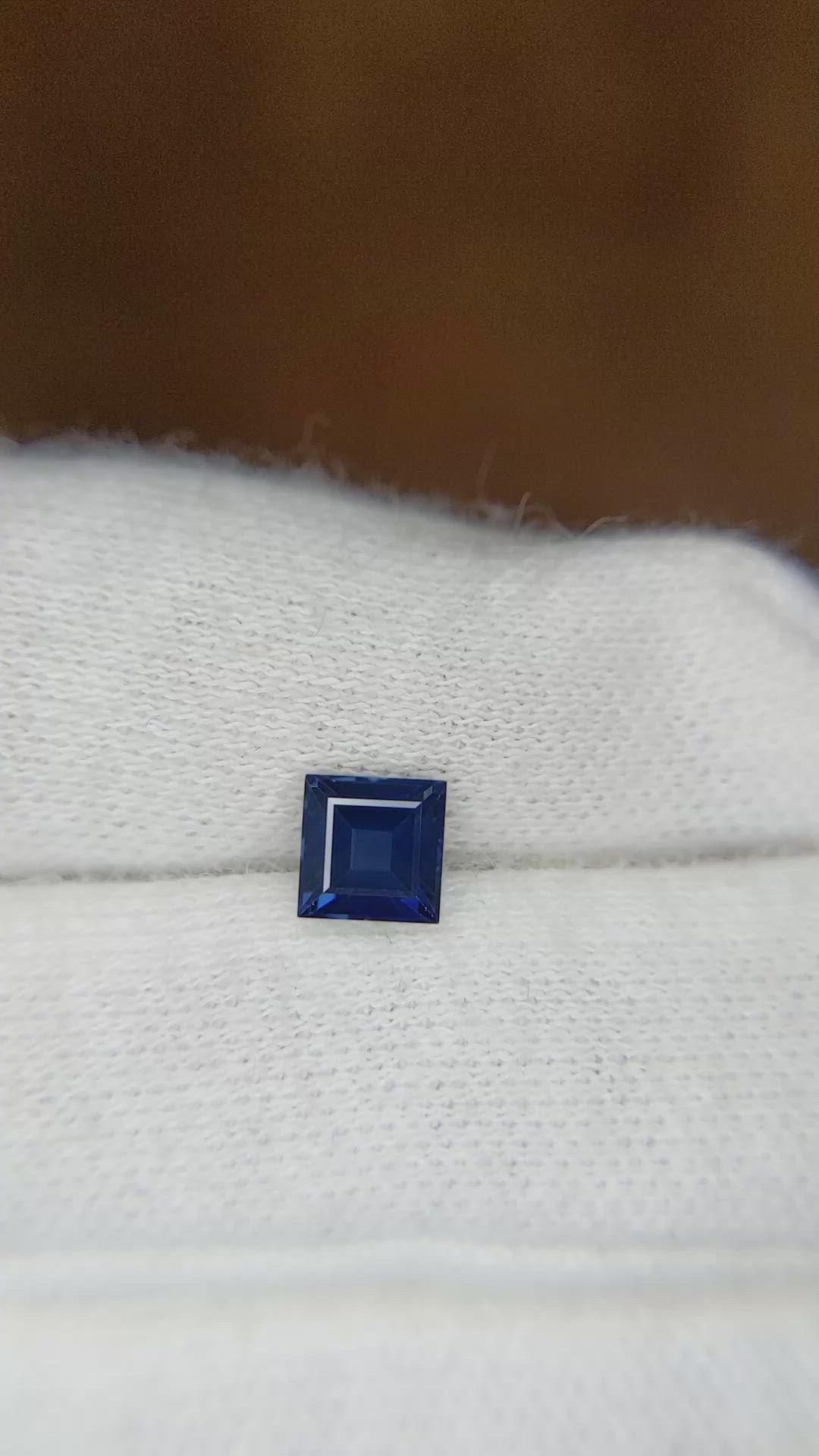 0.89 Ct. Blue Sapphire from Ceylon (Sri Lanka) Size Video