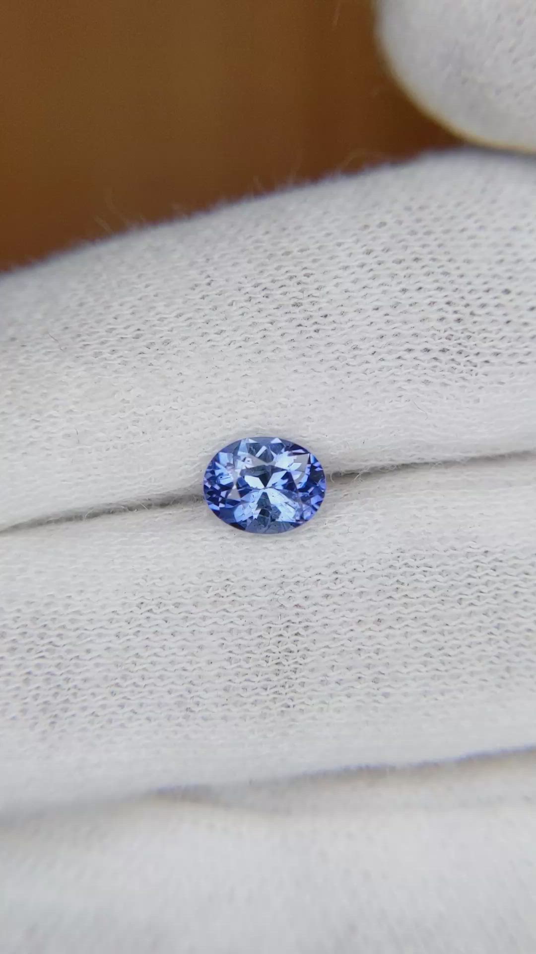 1.05 Ct. Blue Sapphire from Ceylon (Sri Lanka) Size Video