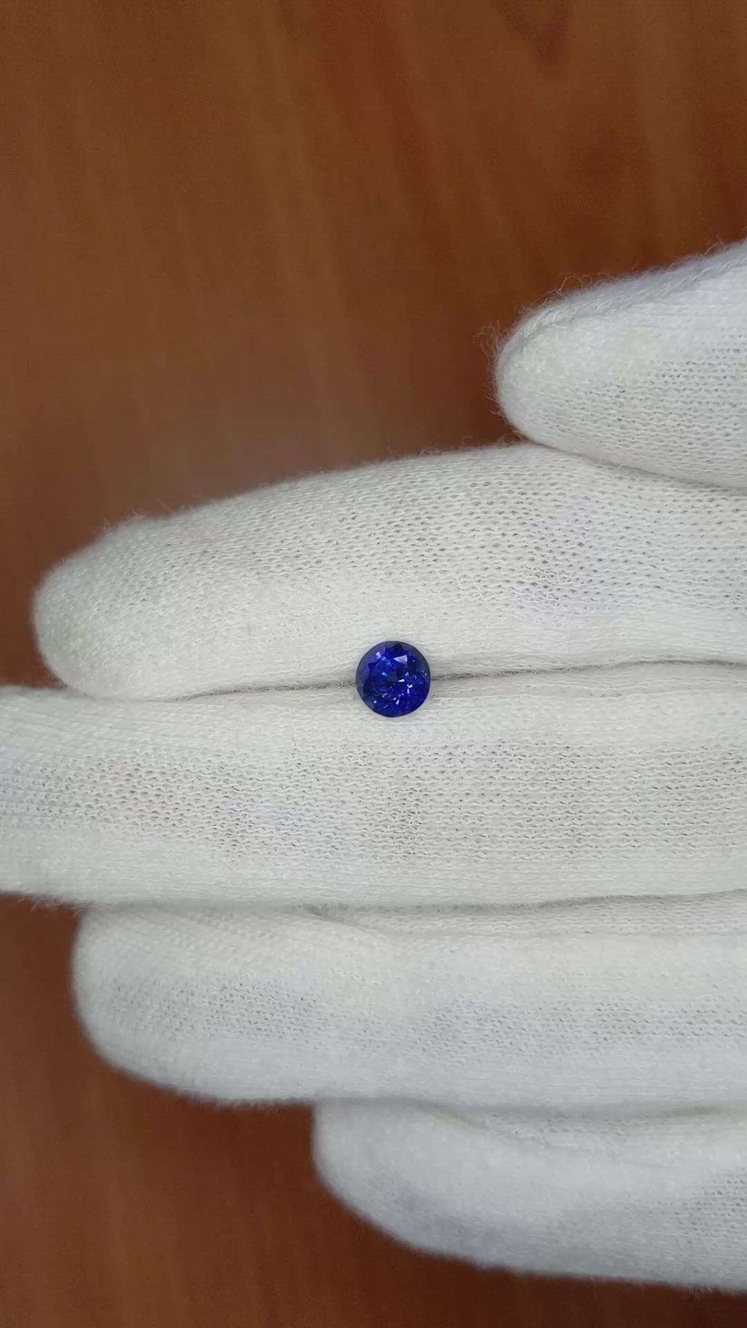 0.82 Ct. Blue Sapphire from Ceylon (Sri Lanka) Size Video