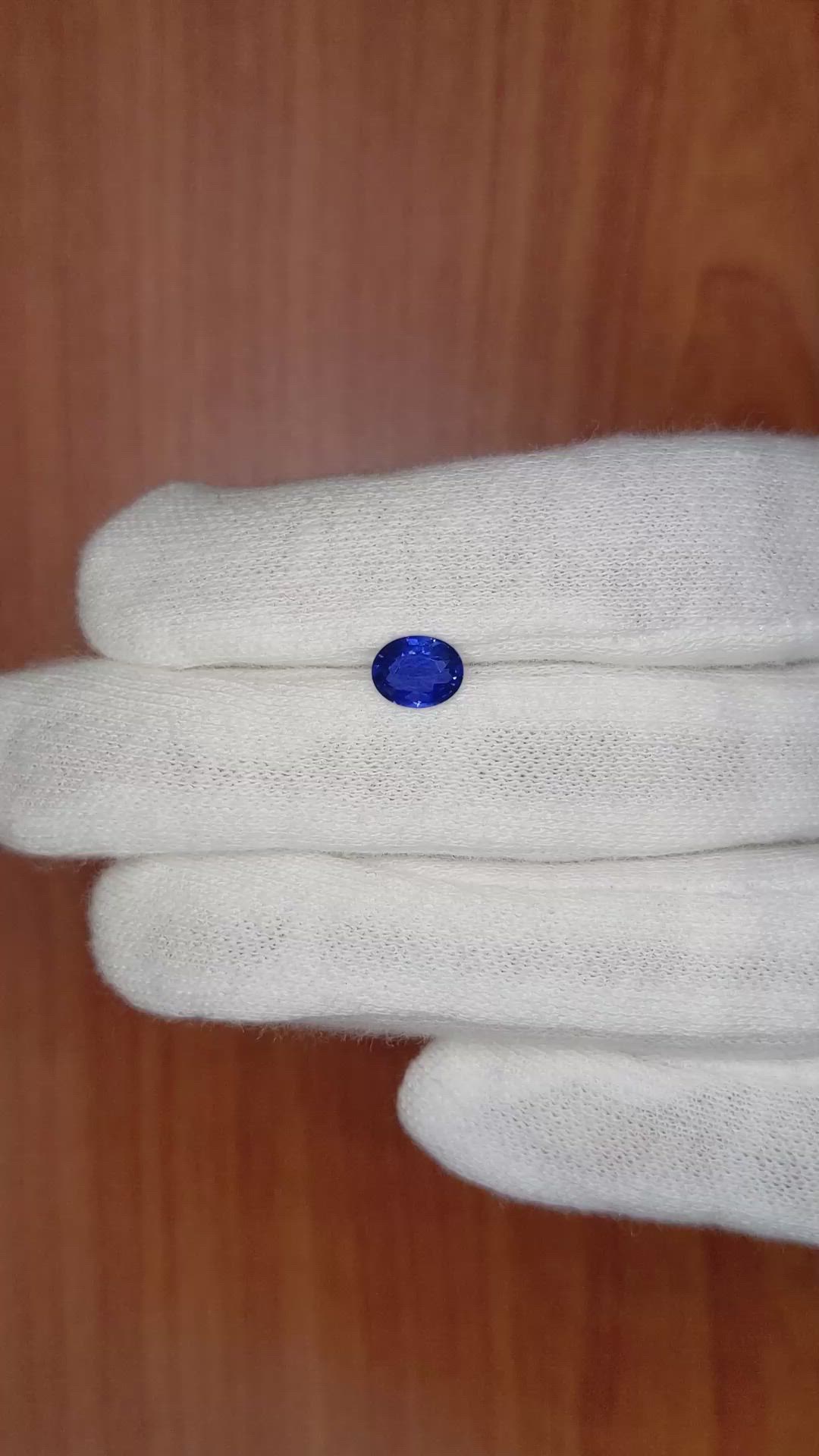 1.14 Ct. Blue Sapphire from Ceylon (Sri Lanka) Size Video