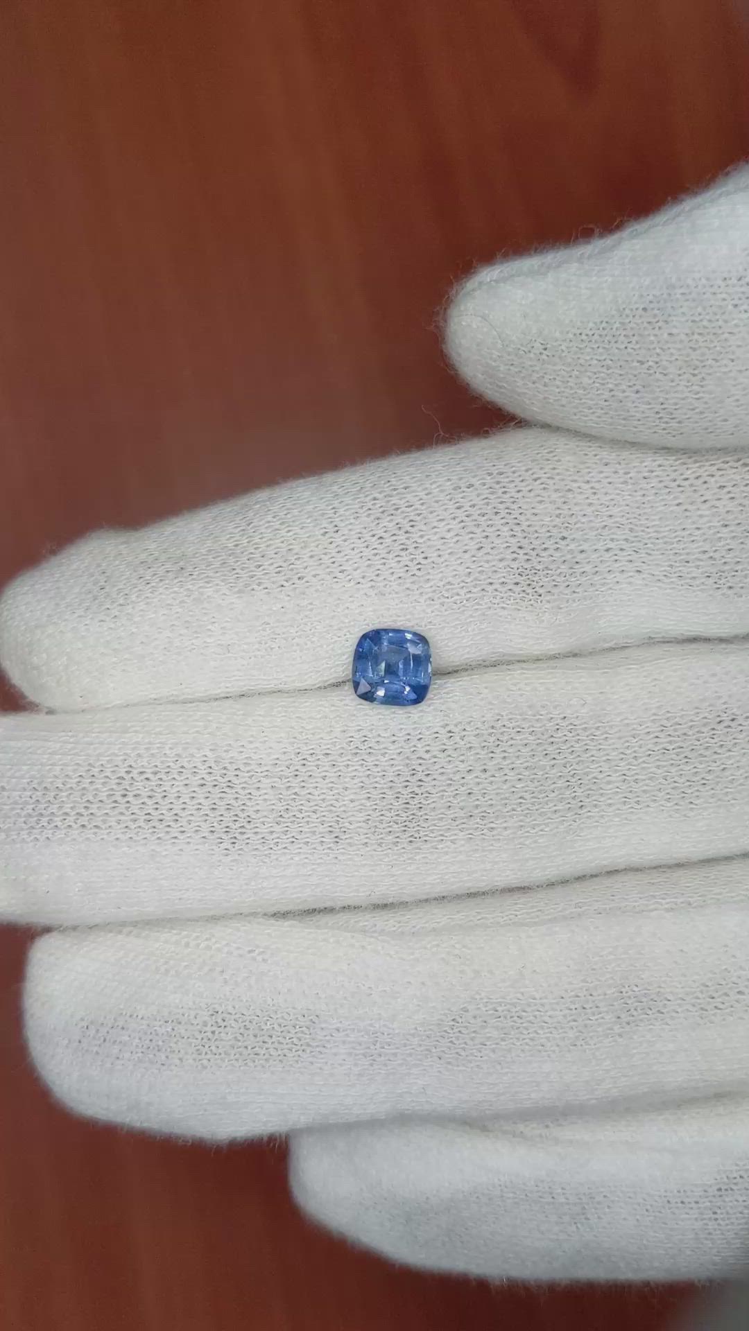 0.82 Ct. Blue Sapphire from Ceylon (Sri Lanka) Size Video