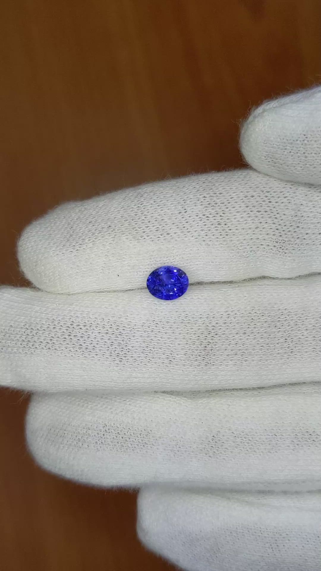 0.74 Ct. Blue Sapphire from Ceylon (Sri Lanka) Size Video