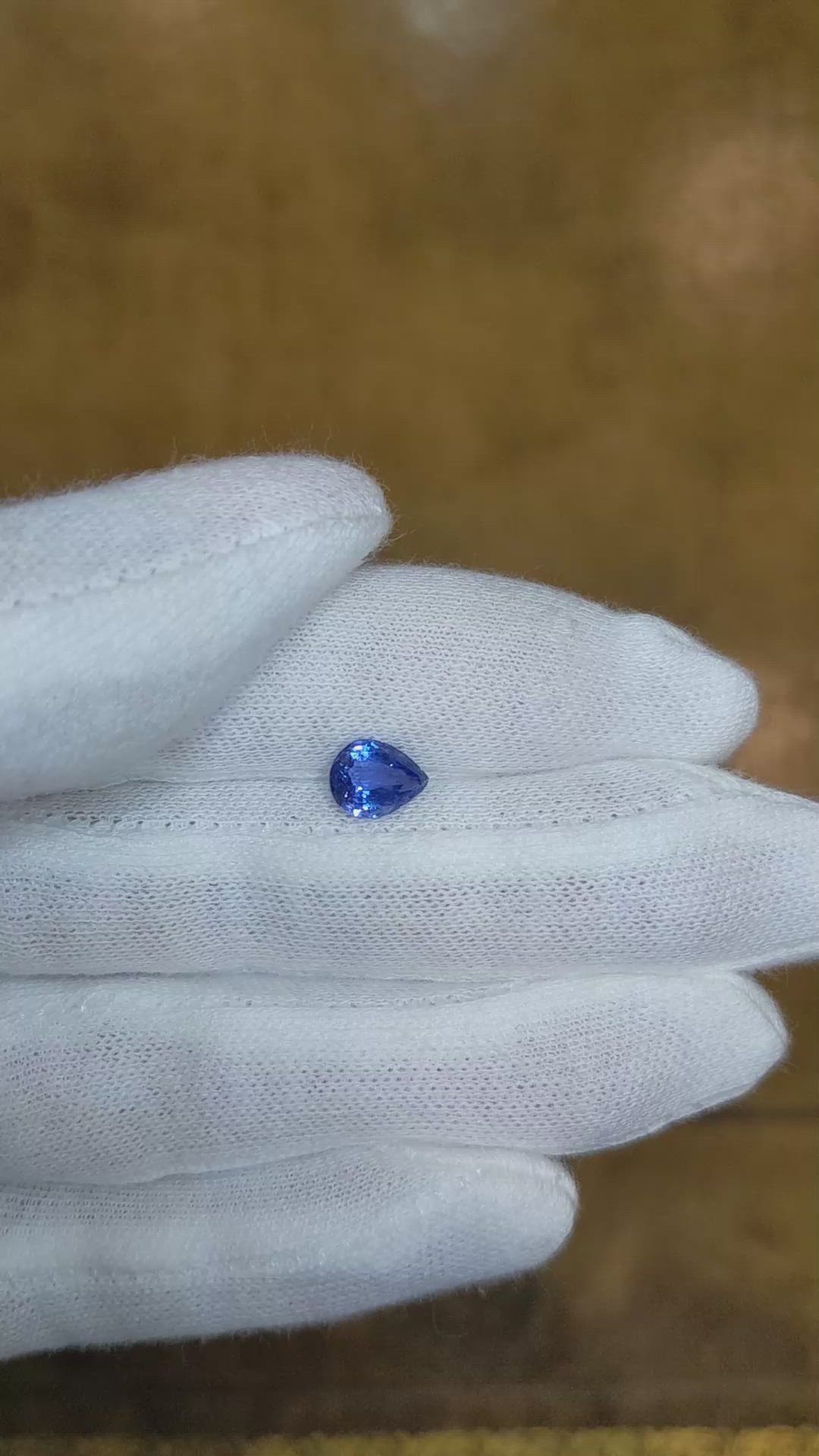 1.54 Ct. Blue Sapphire from Ceylon (Sri Lanka) Size Video