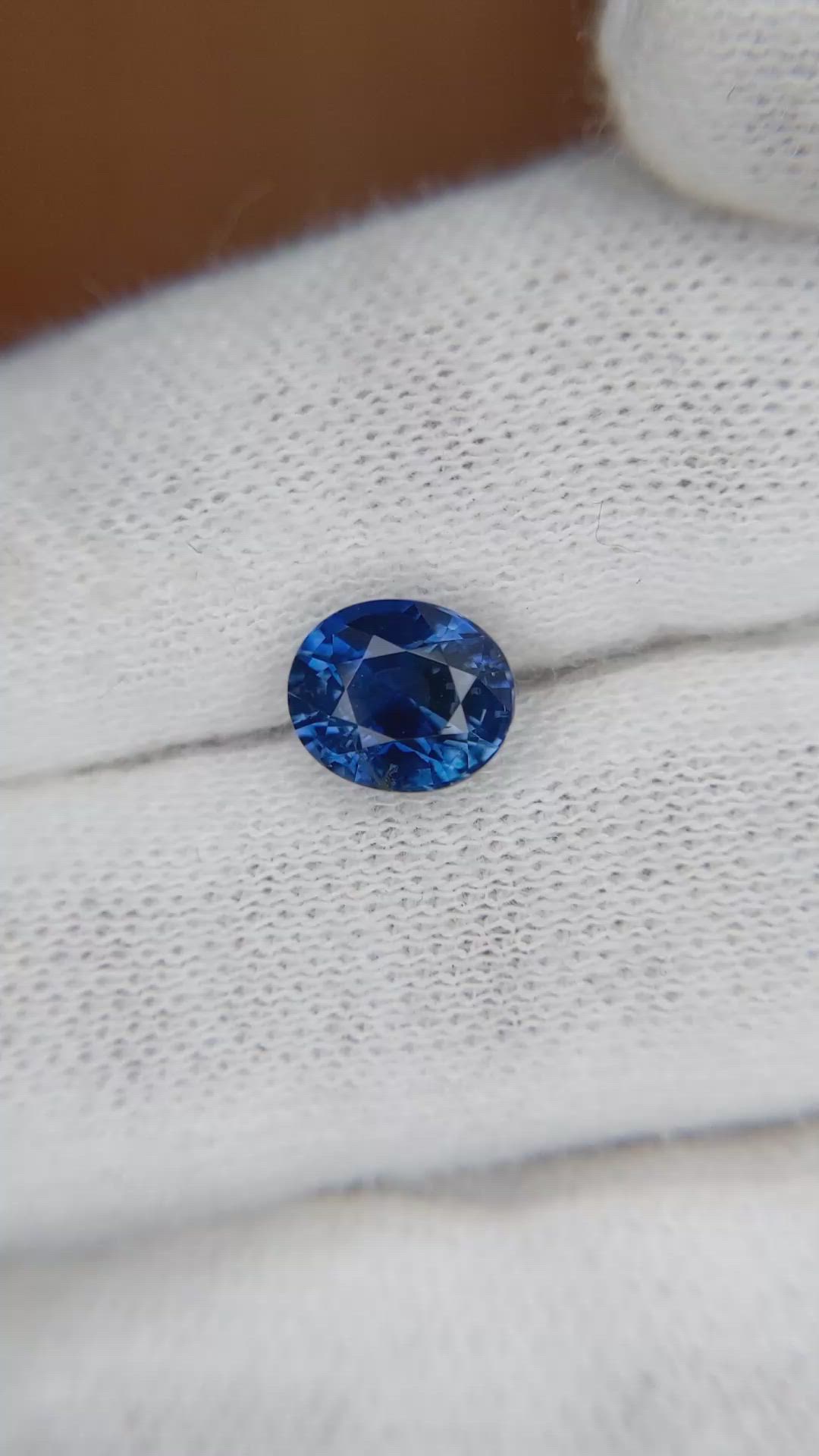 2.01 Ct. Blue Sapphire from Ceylon (Sri Lanka) Size Video