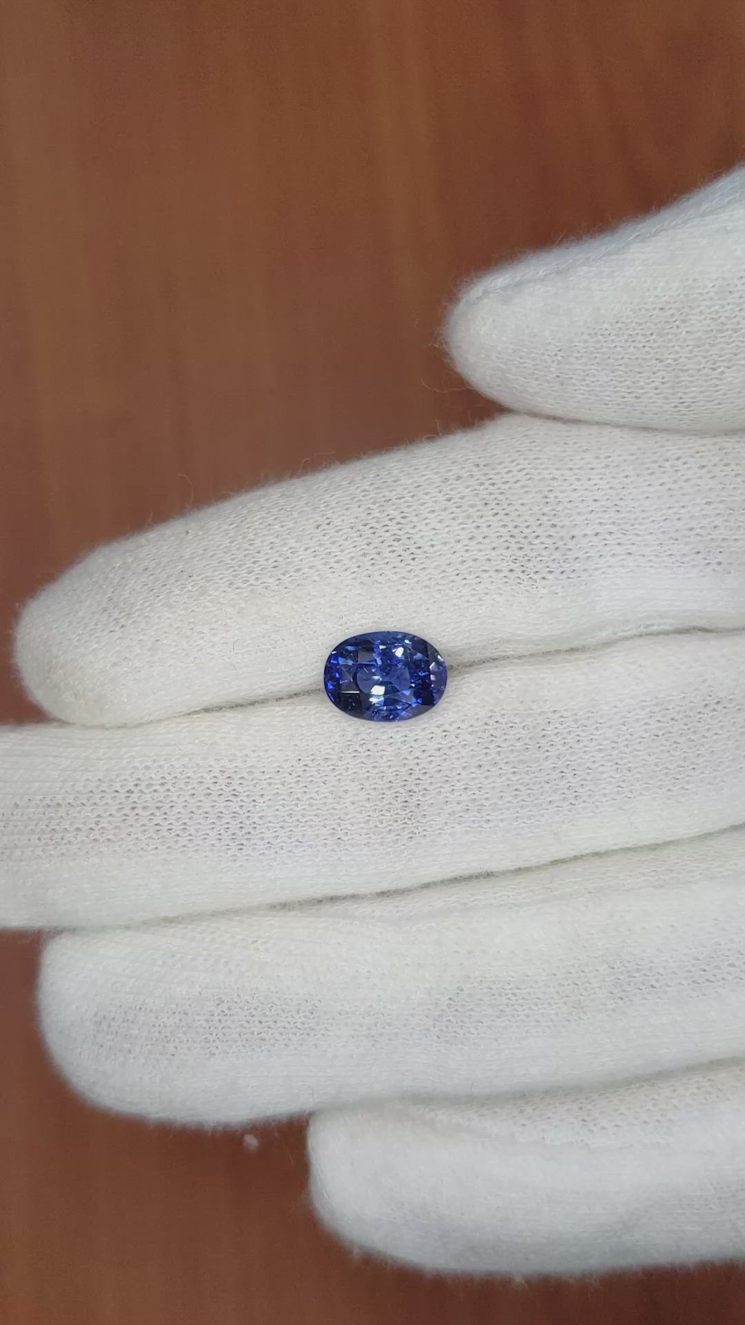 2.28 Ct. Blue Sapphire from Ceylon (Sri Lanka) Size Video
