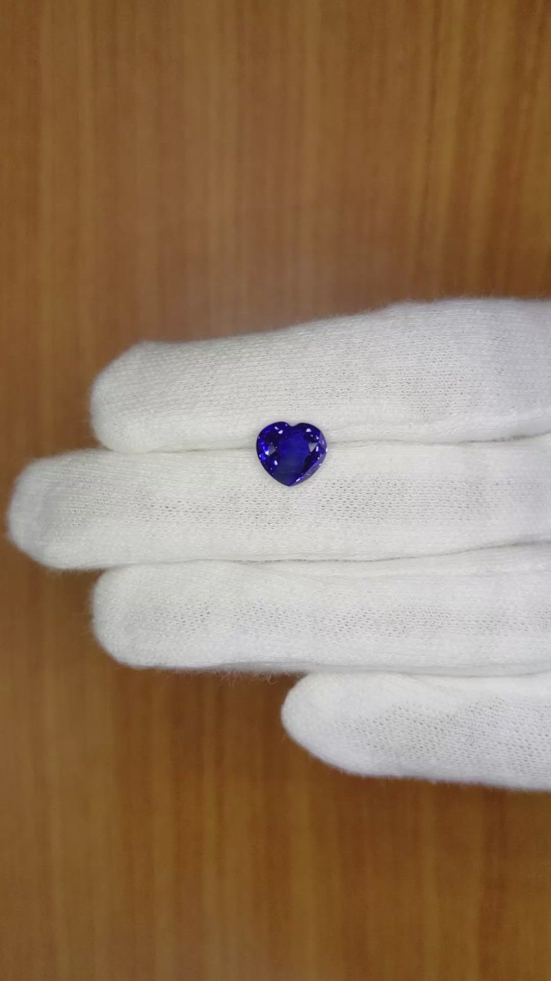 3.45 Ct. Blue Sapphire from Ceylon (Sri Lanka) Size Video