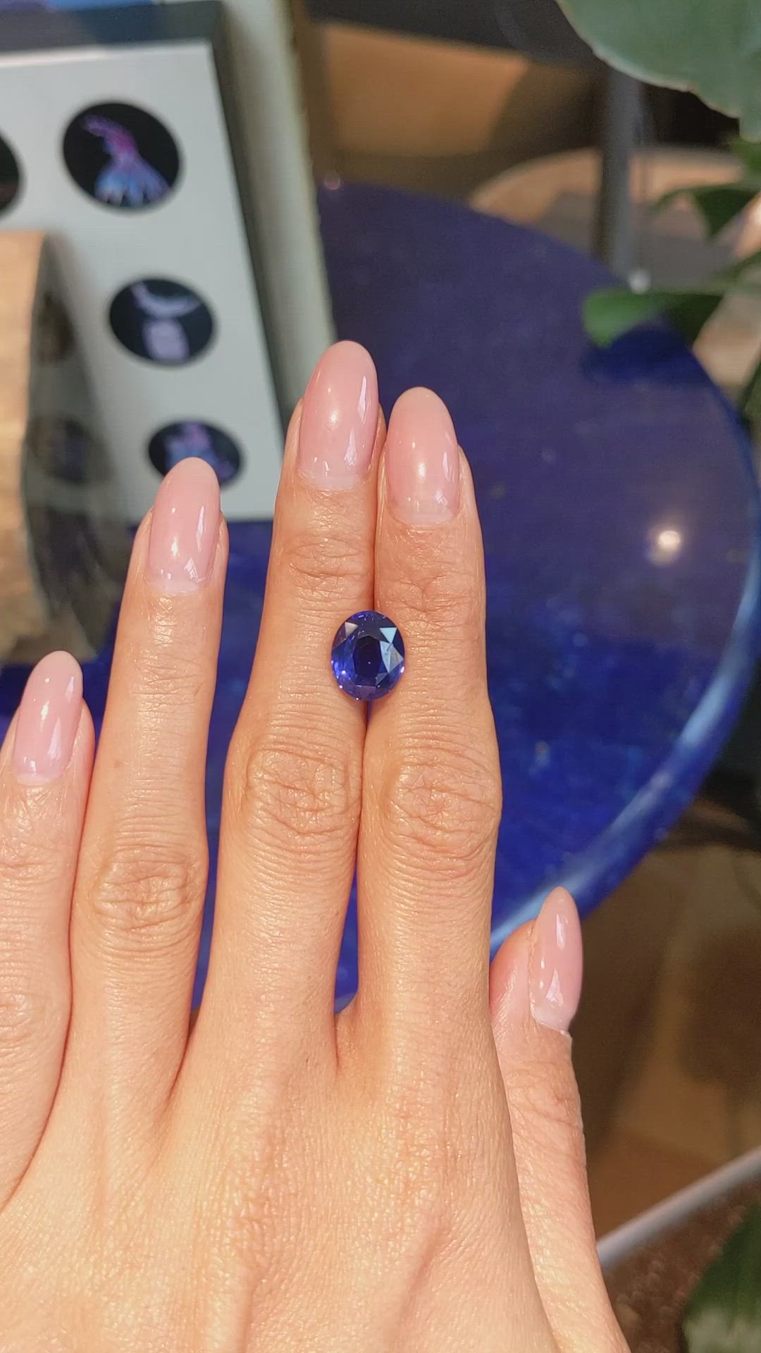 5.07 Ct. Blue Sapphire from Ceylon (Sri Lanka) Size Video