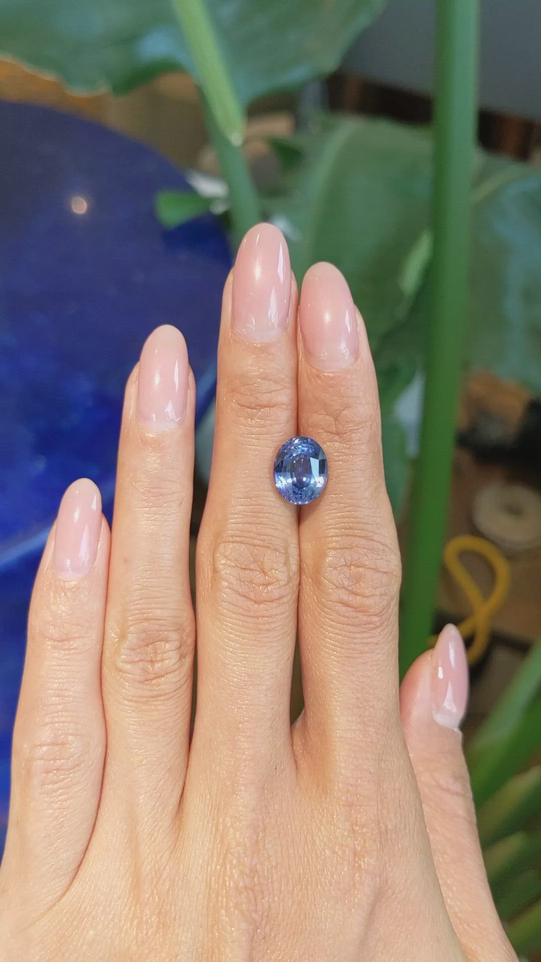 5.56 Ct. Blue Sapphire from Ceylon (Sri Lanka) Size Video