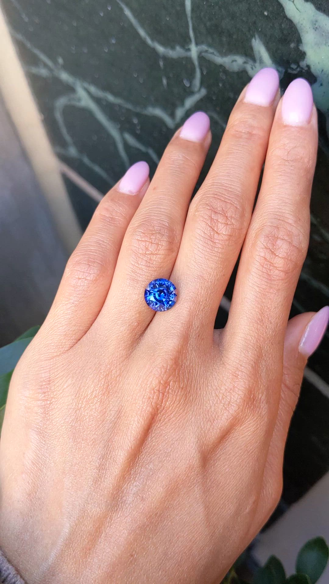 4.14 Ct. Blue Sapphire from Ceylon (Sri Lanka) Size Video