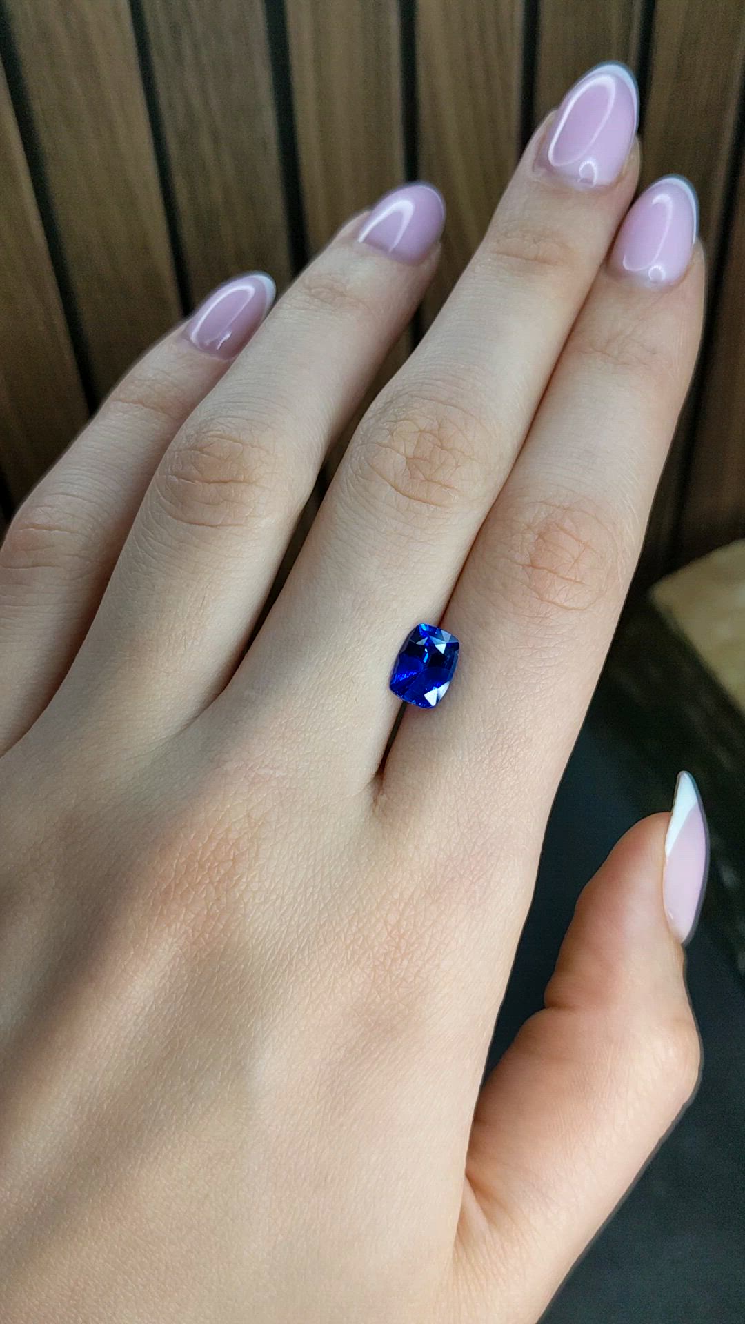 2.24 Ct. Blue Sapphire from Ceylon (Sri Lanka) Size Video
