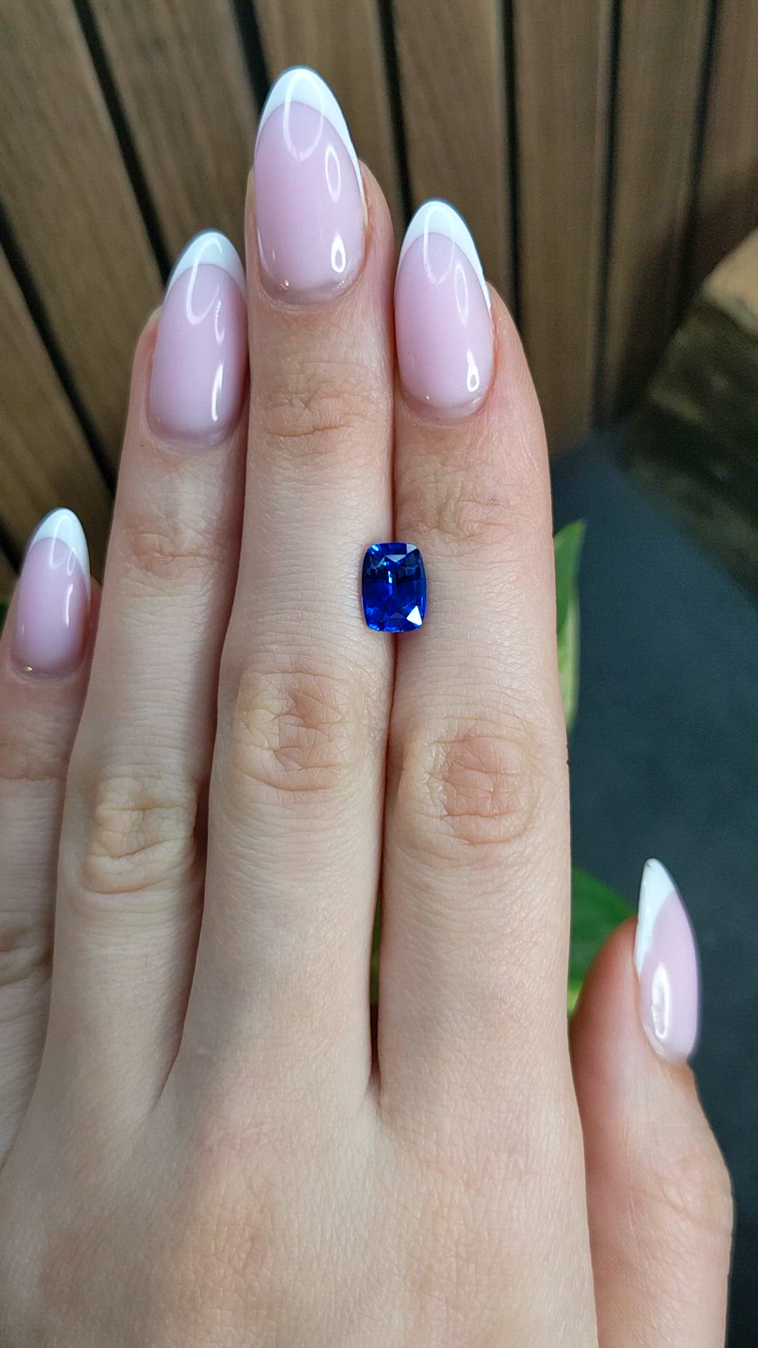 2.24 Ct. Blue Sapphire from Ceylon (Sri Lanka) Size Video