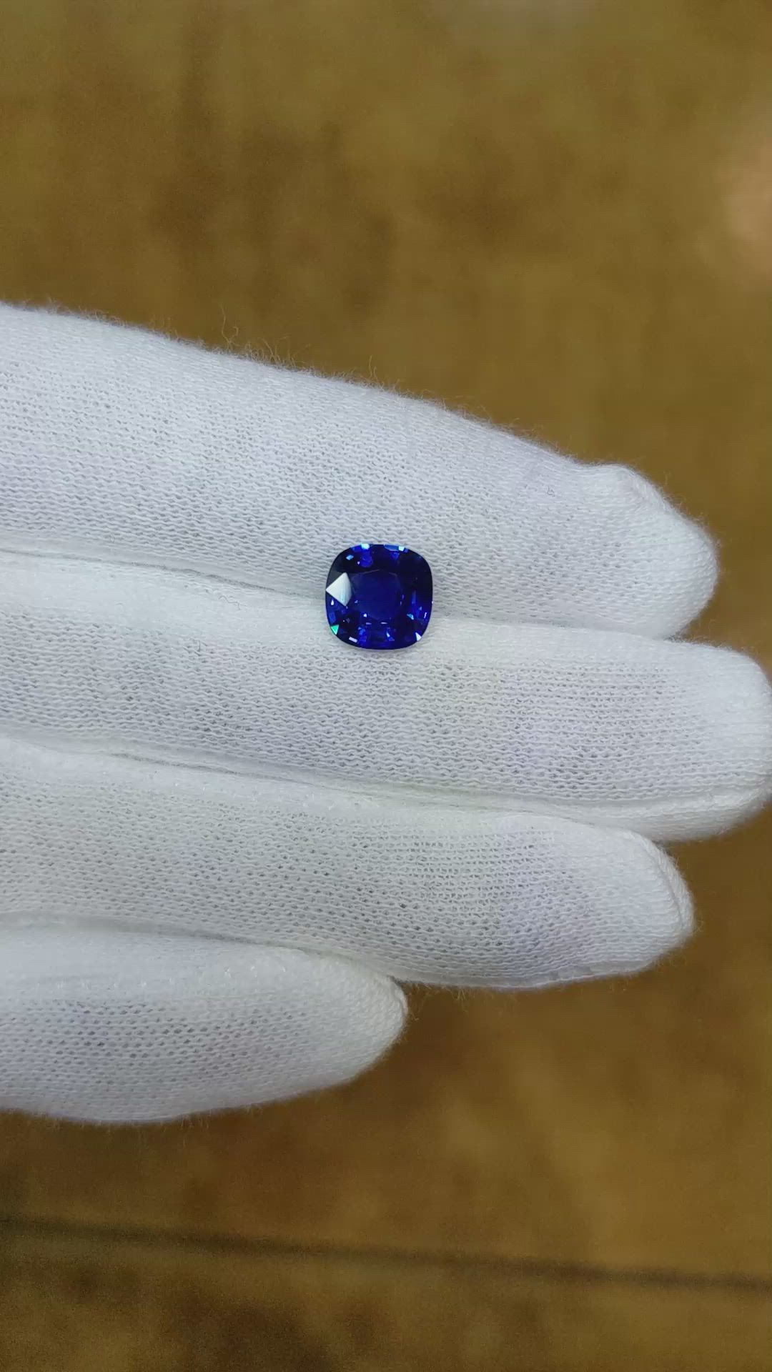 2.22 Ct. Blue Sapphire from Ceylon (Sri Lanka) Size Video
