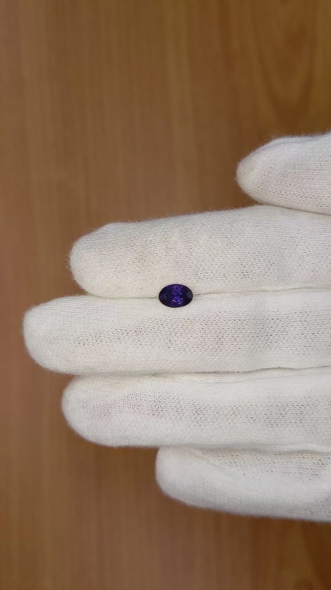 0.65 Ct. Color Change Sapphire from Ceylon (Sri Lanka) Size Video
