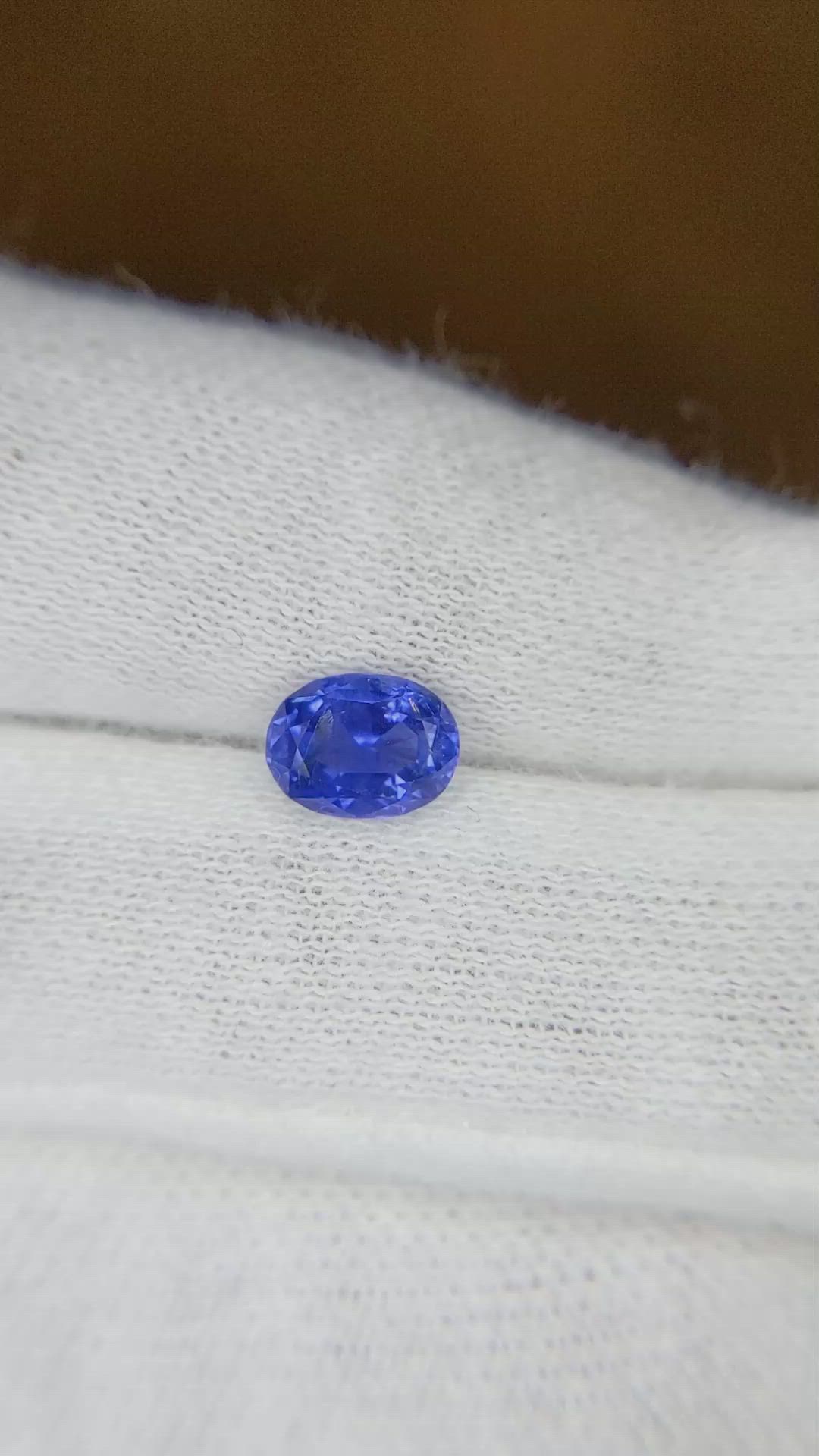 1.21 Ct. Blue Sapphire from Burma (Myanmar) Size Video