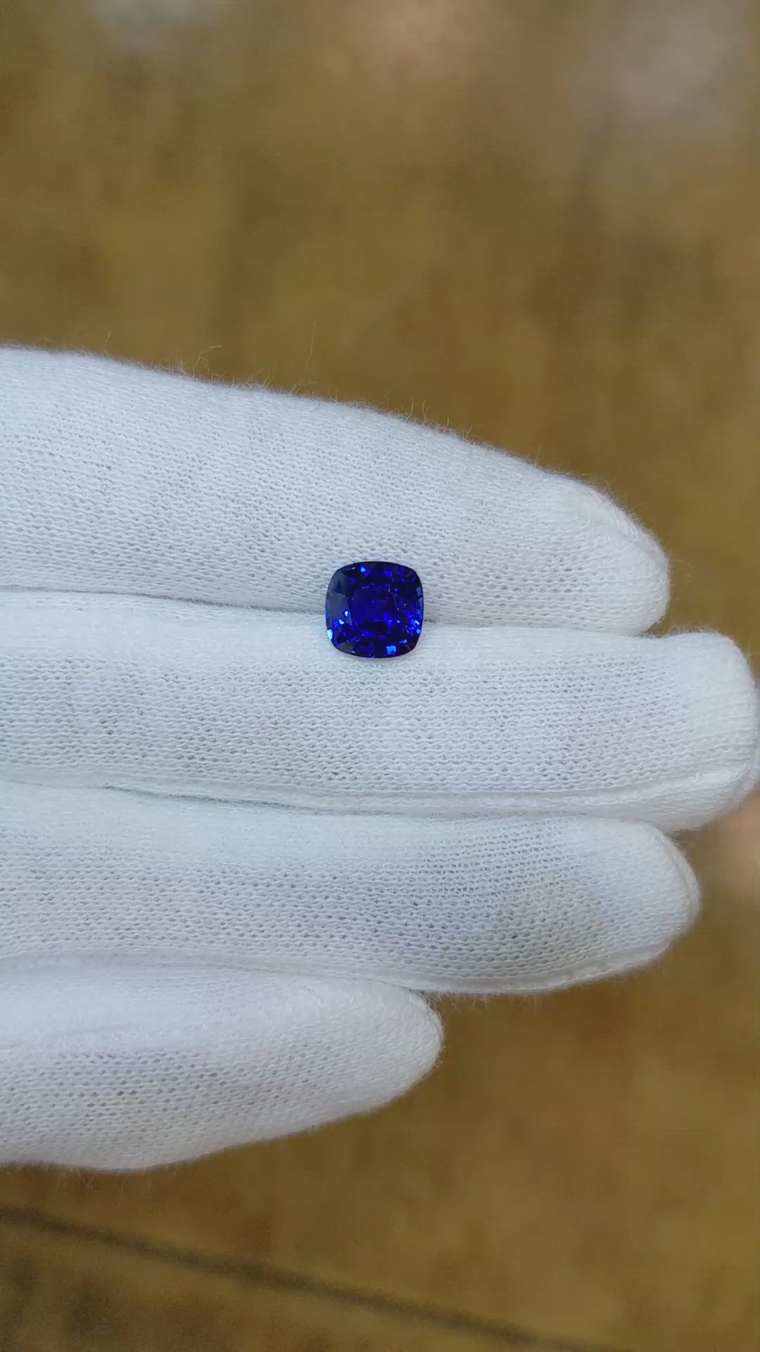 2.27 Ct. Blue Sapphire from Ceylon (Sri Lanka) Size Video
