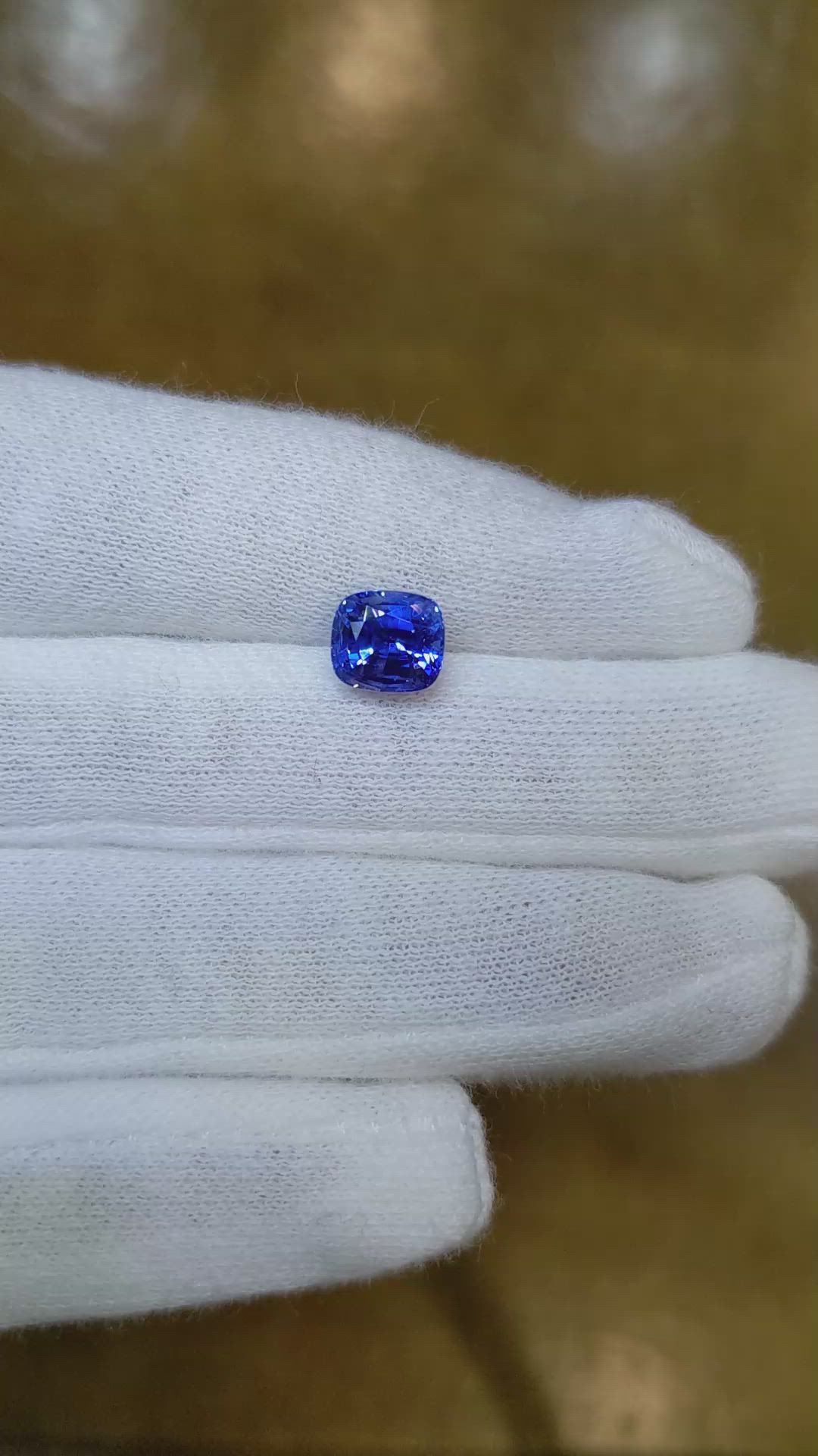 2.88 Ct. Blue Sapphire from Ceylon (Sri Lanka) Size Video