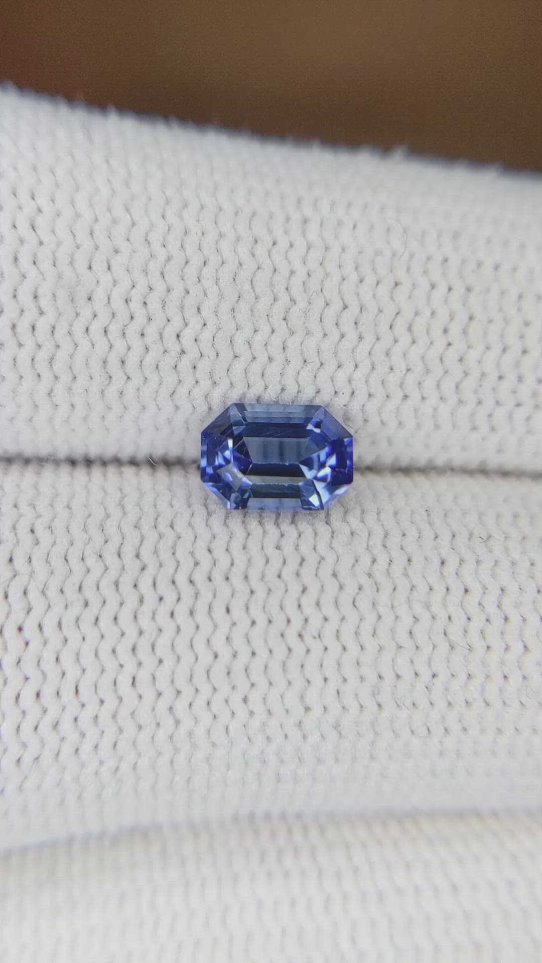 1.04 Ct. Blue Sapphire from Ceylon (Sri Lanka) Size Video
