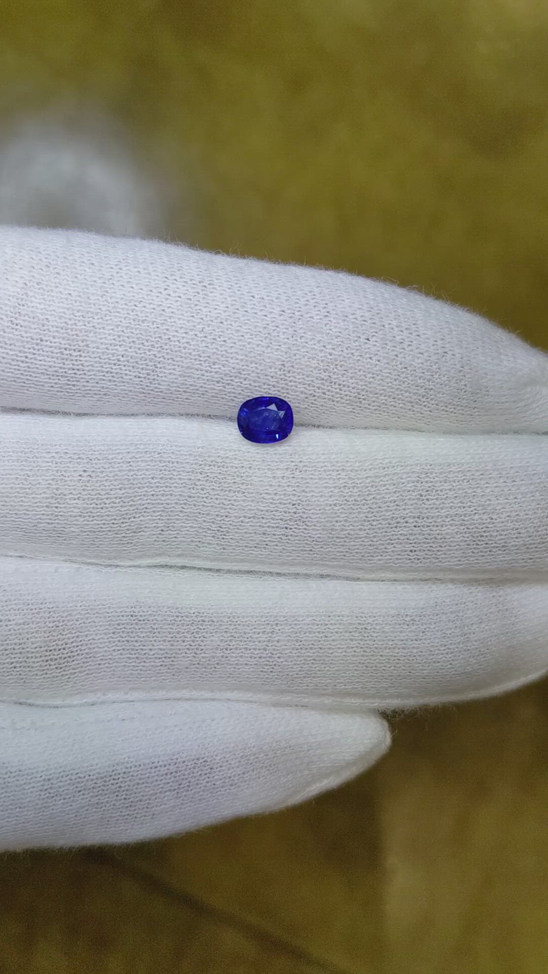 0.66 Ct. Blue Sapphire from Ceylon (Sri Lanka) Size Video
