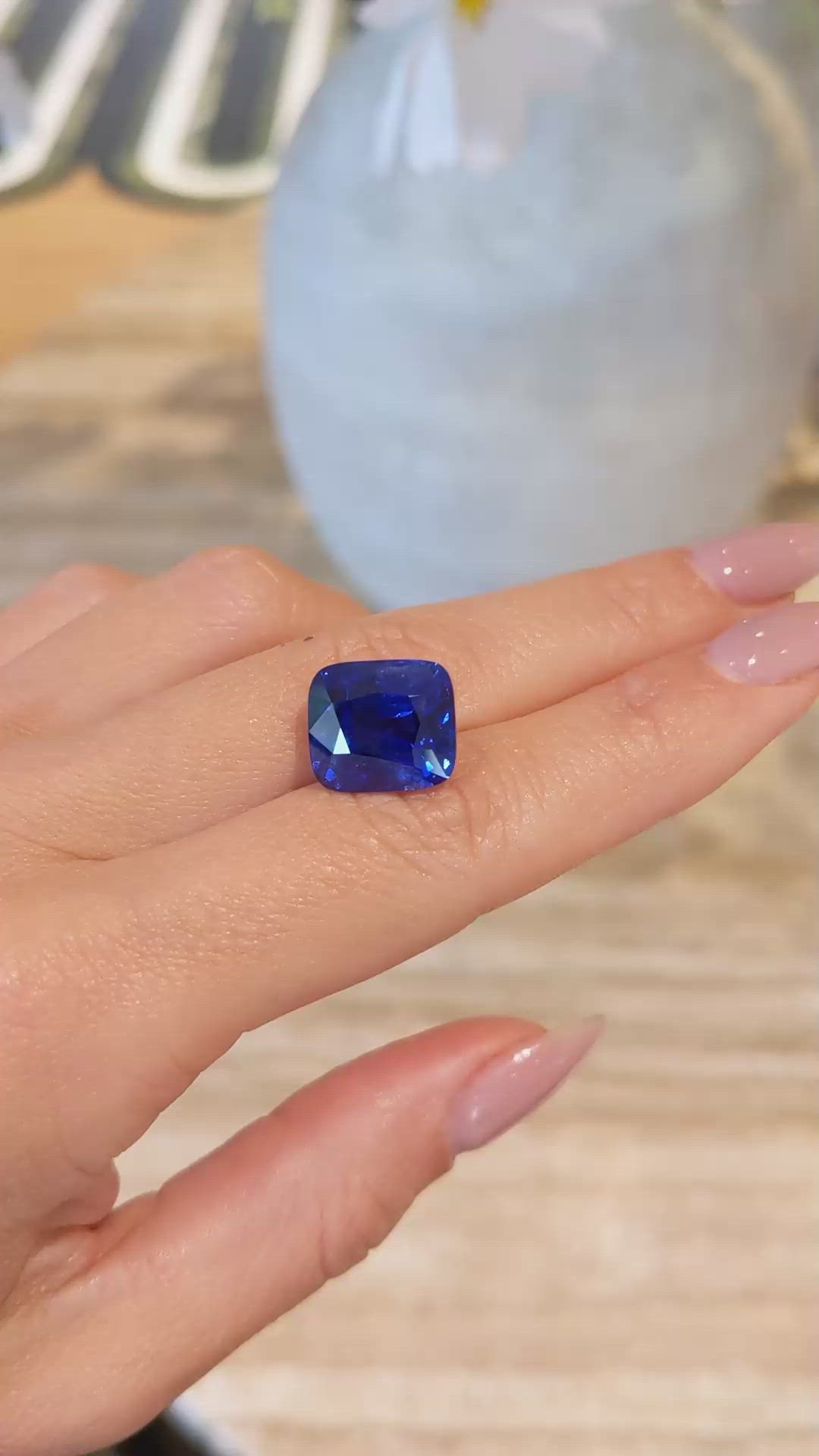 12.94 Ct. Blue Sapphire from Ceylon (Sri Lanka) Size Video