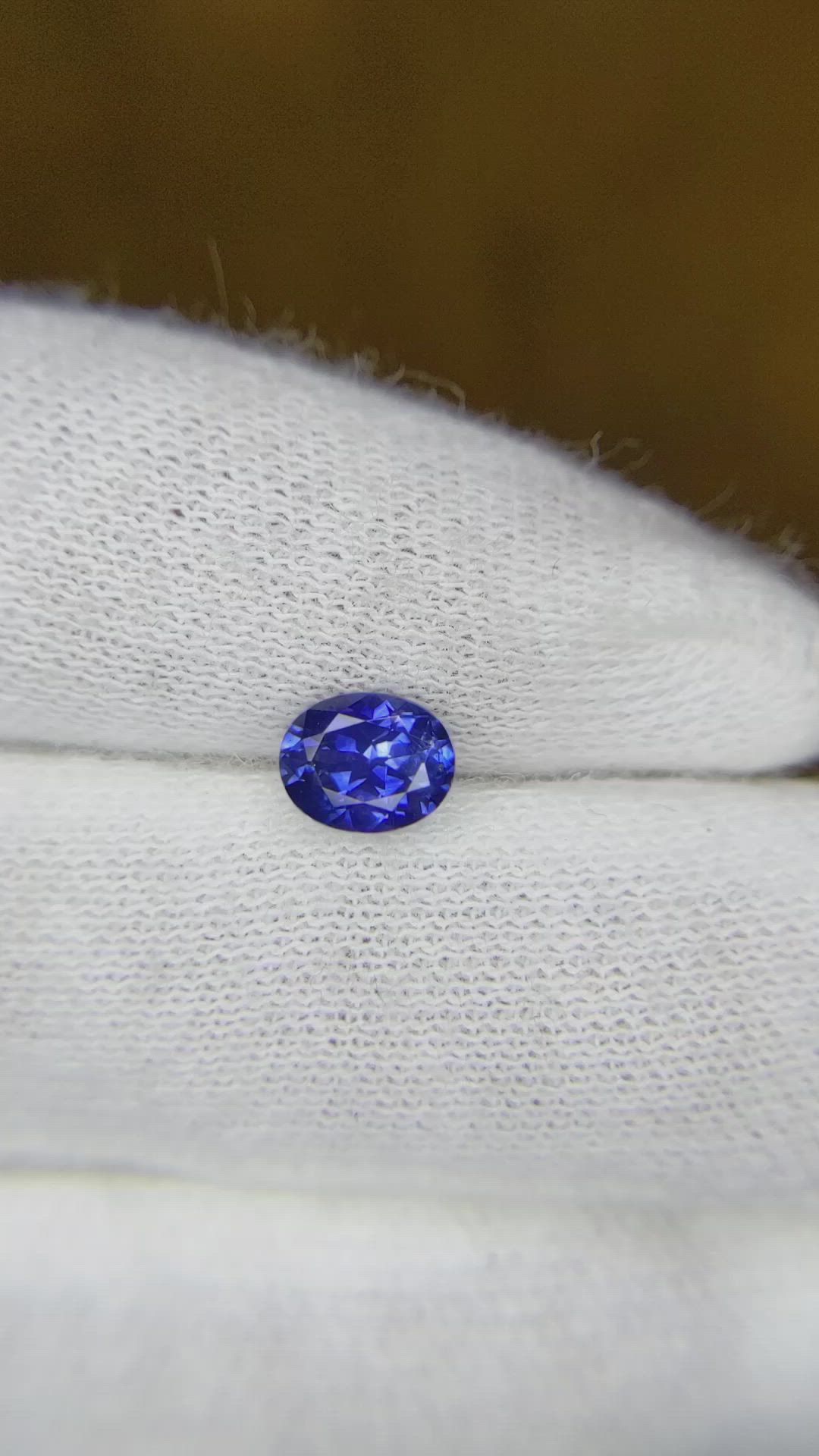 0.87 Ct. Blue Sapphire from Ceylon (Sri Lanka) Size Video
