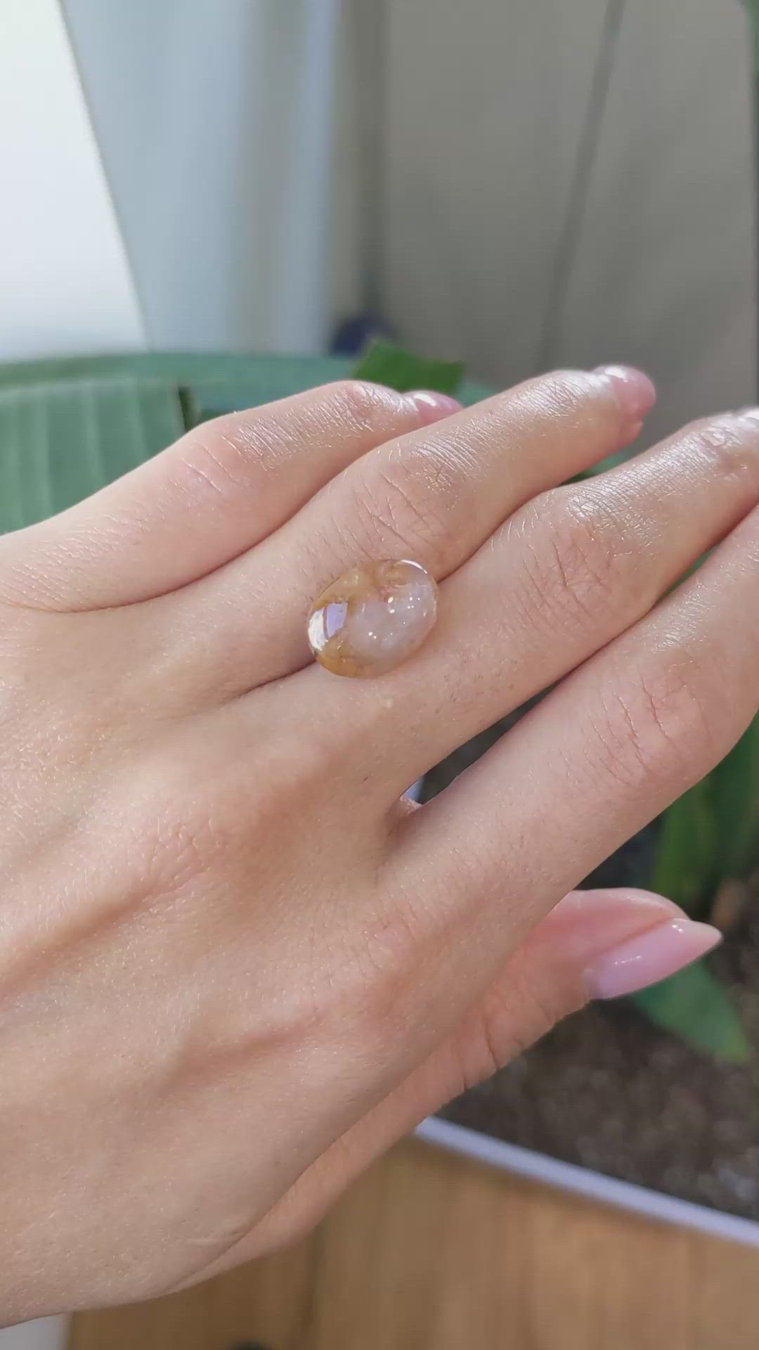 13.75 Ct. Yellowish Brown Cabochon Sapphire from Ceylon (Sri Lanka) Size Video