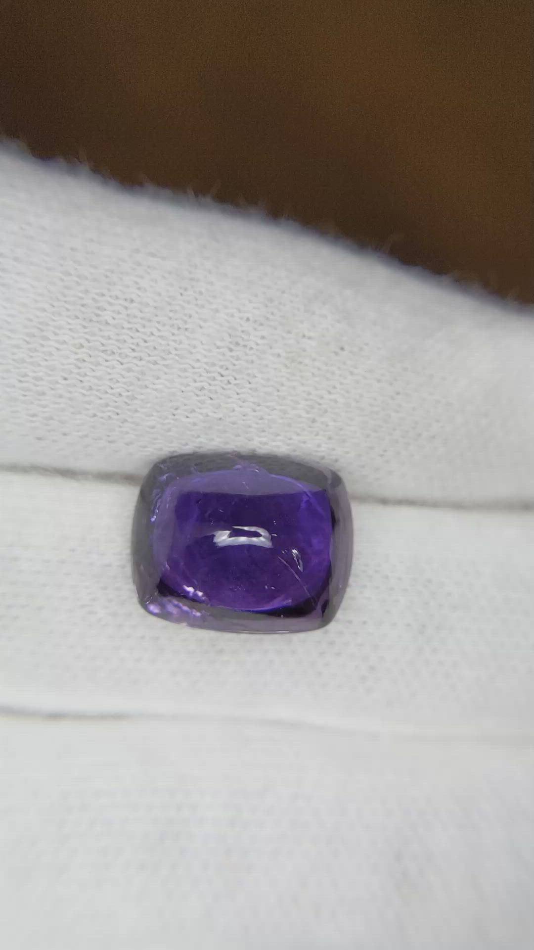 7.89 Ct. Purple Cabochon Sapphire from Ceylon (Sri Lanka) Size Video