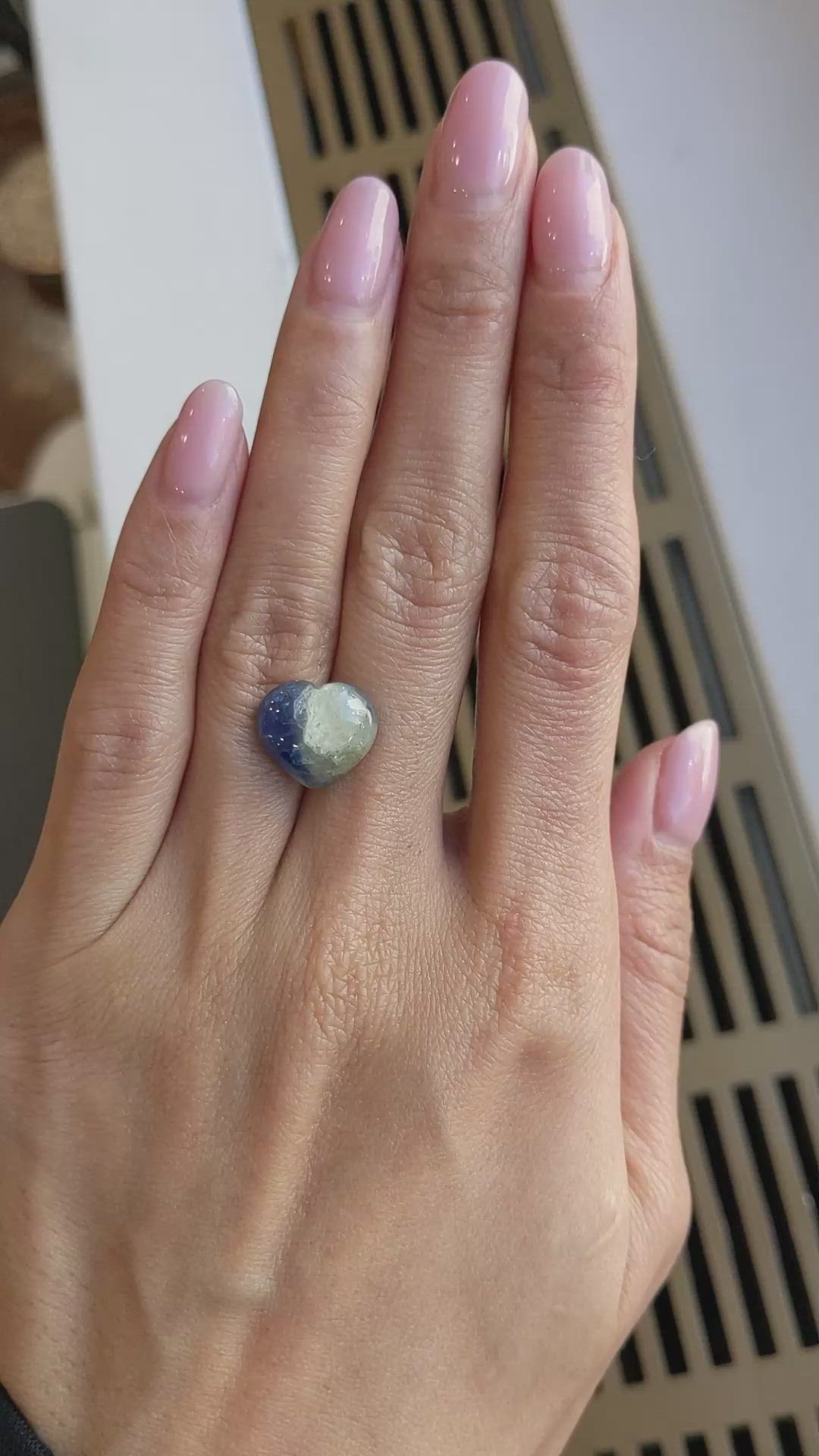 7.70 Ct. Bi Color Cabochon Sapphire from Ceylon (Sri Lanka) Size Video