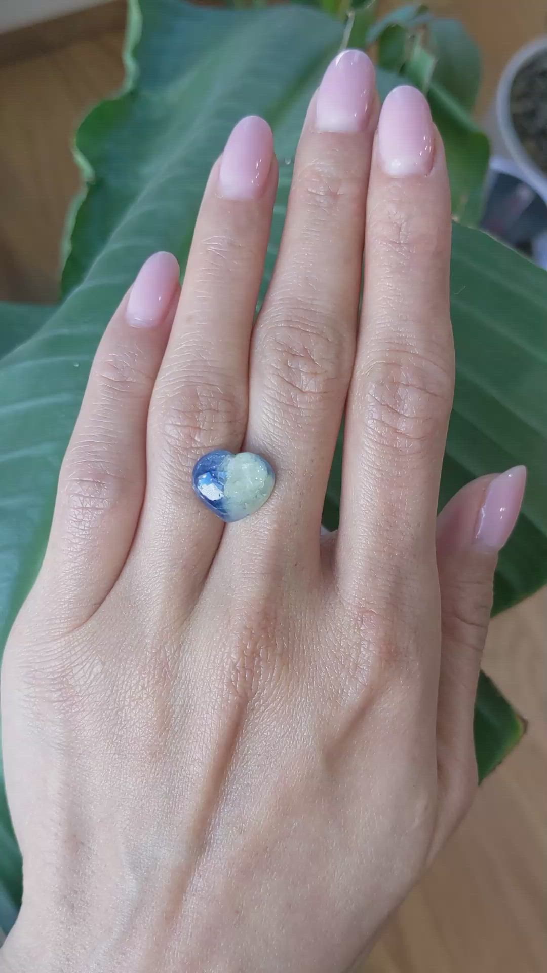 7.70 Ct. Bi Color Cabochon Sapphire from Ceylon (Sri Lanka) Size Video