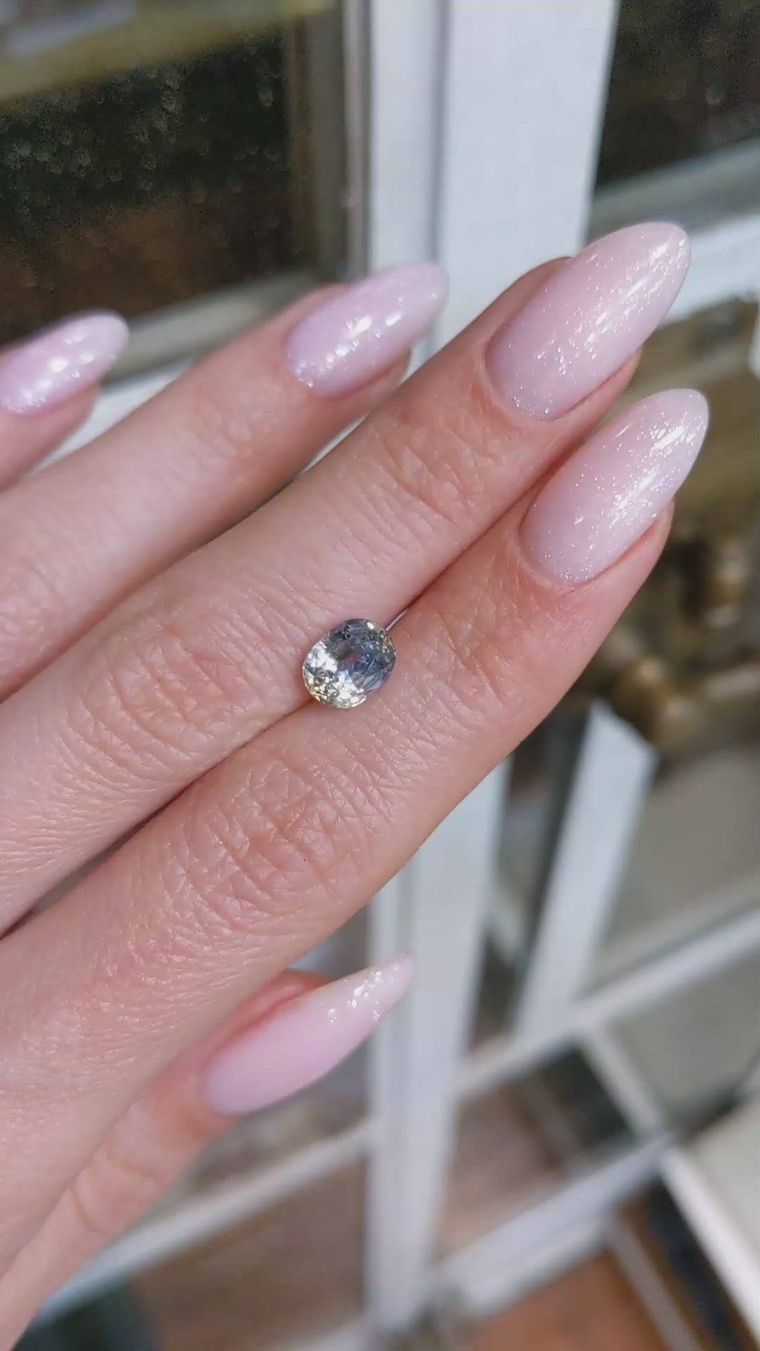 2.25 Ct. Bi Color Sapphire from Ceylon (Sri Lanka) Size Video