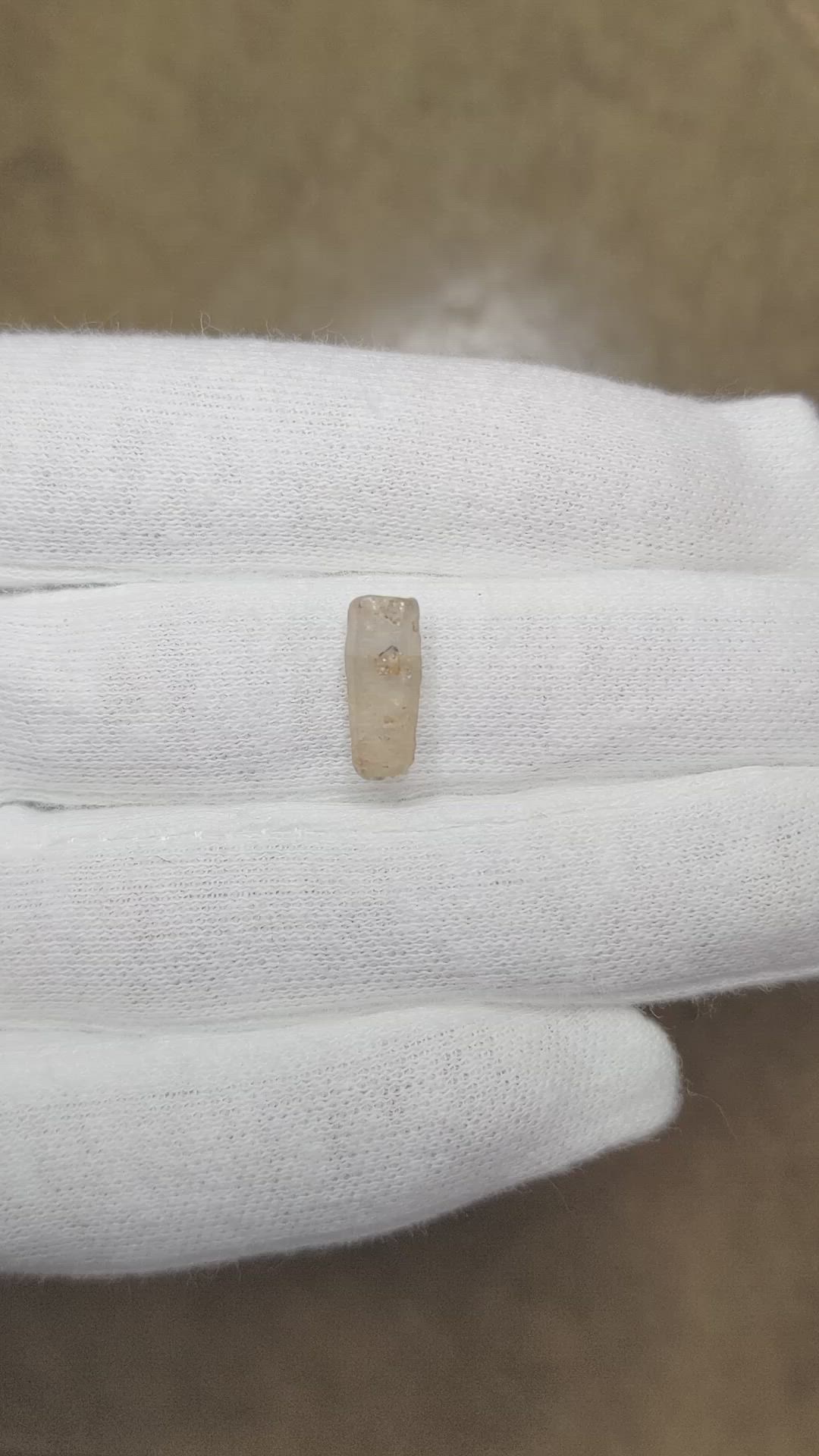 3.22 Ct. White Sapphire Crystal from Ceylon (Sri Lanka) Size Video