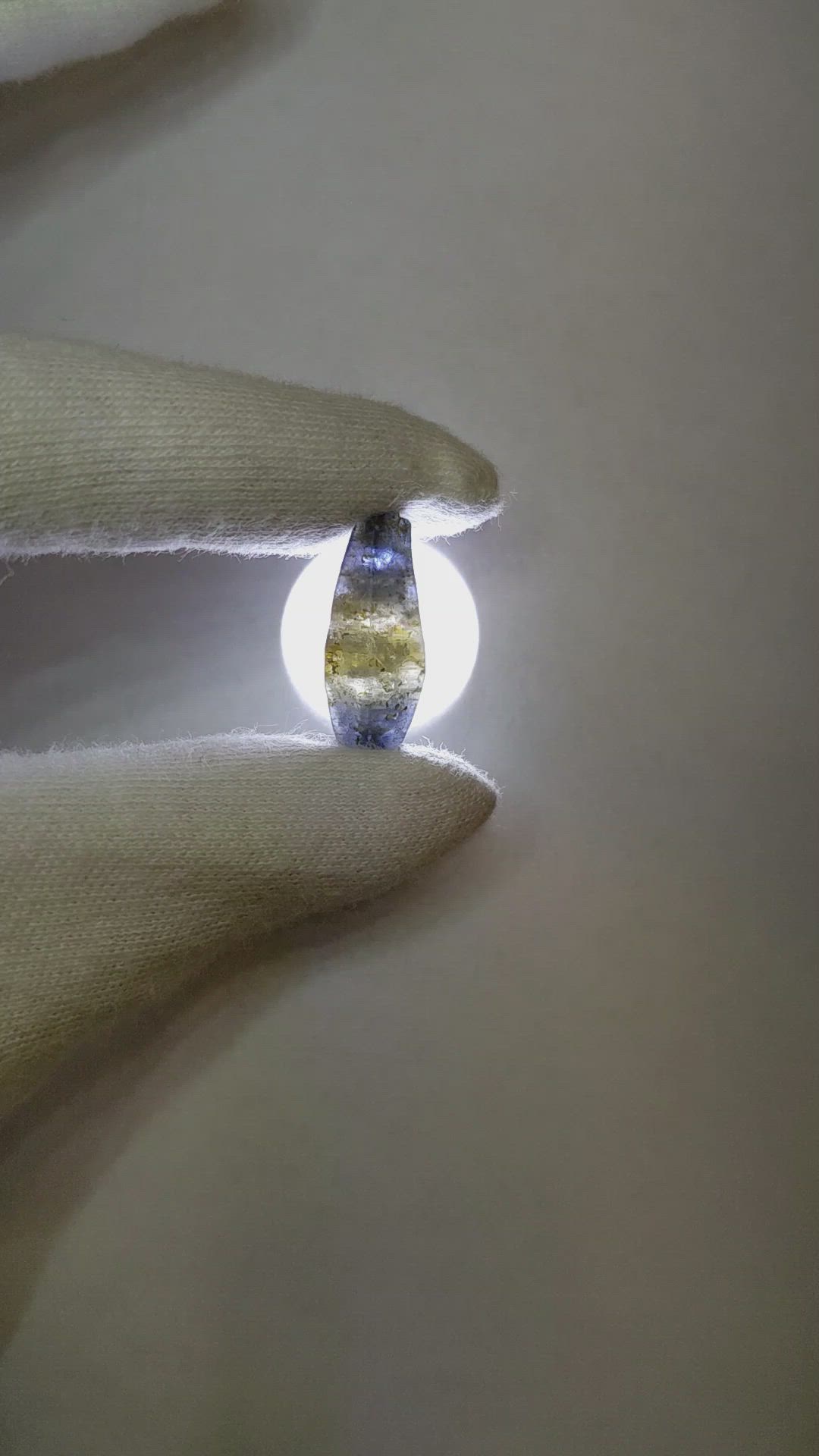 12.30 Ct. Bi Color Sapphire Crystal from Ceylon (Sri Lanka) Size Video
