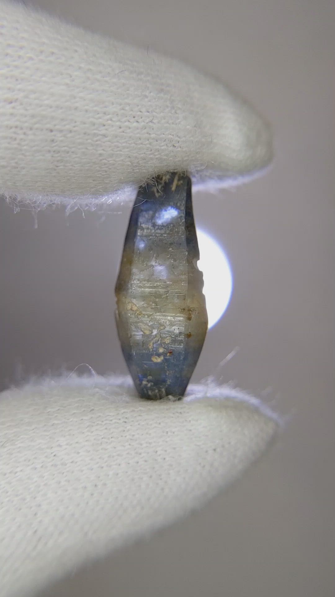 12.30 Ct. Bi Color Sapphire Crystal from Ceylon (Sri Lanka) Size Video