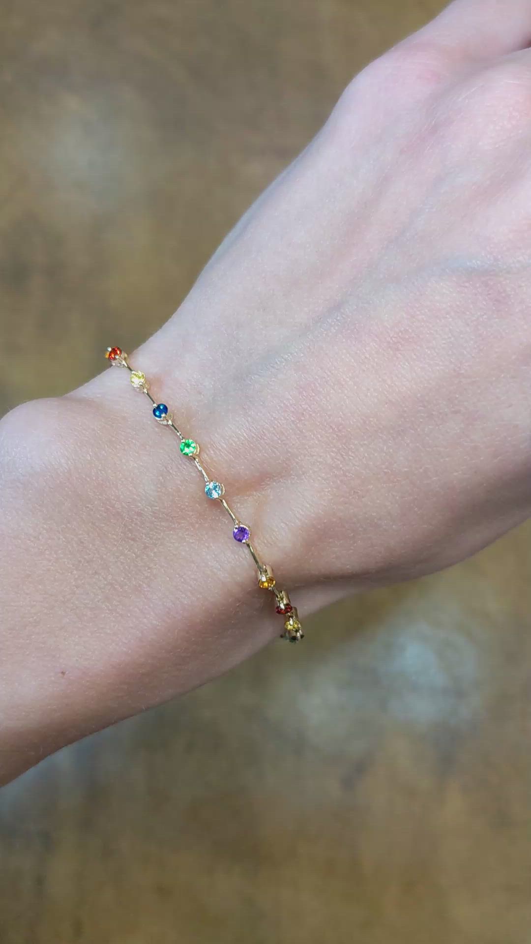 0.05 Ct.Tw. Blue Aquamarine, Mixed Sapphire, Purple Amethyst, Blue Topaz, Green Tsavorite Garnet and Orange Citrine Tennis/Riviere Bracelet, 14K Yellow Gold Size Video