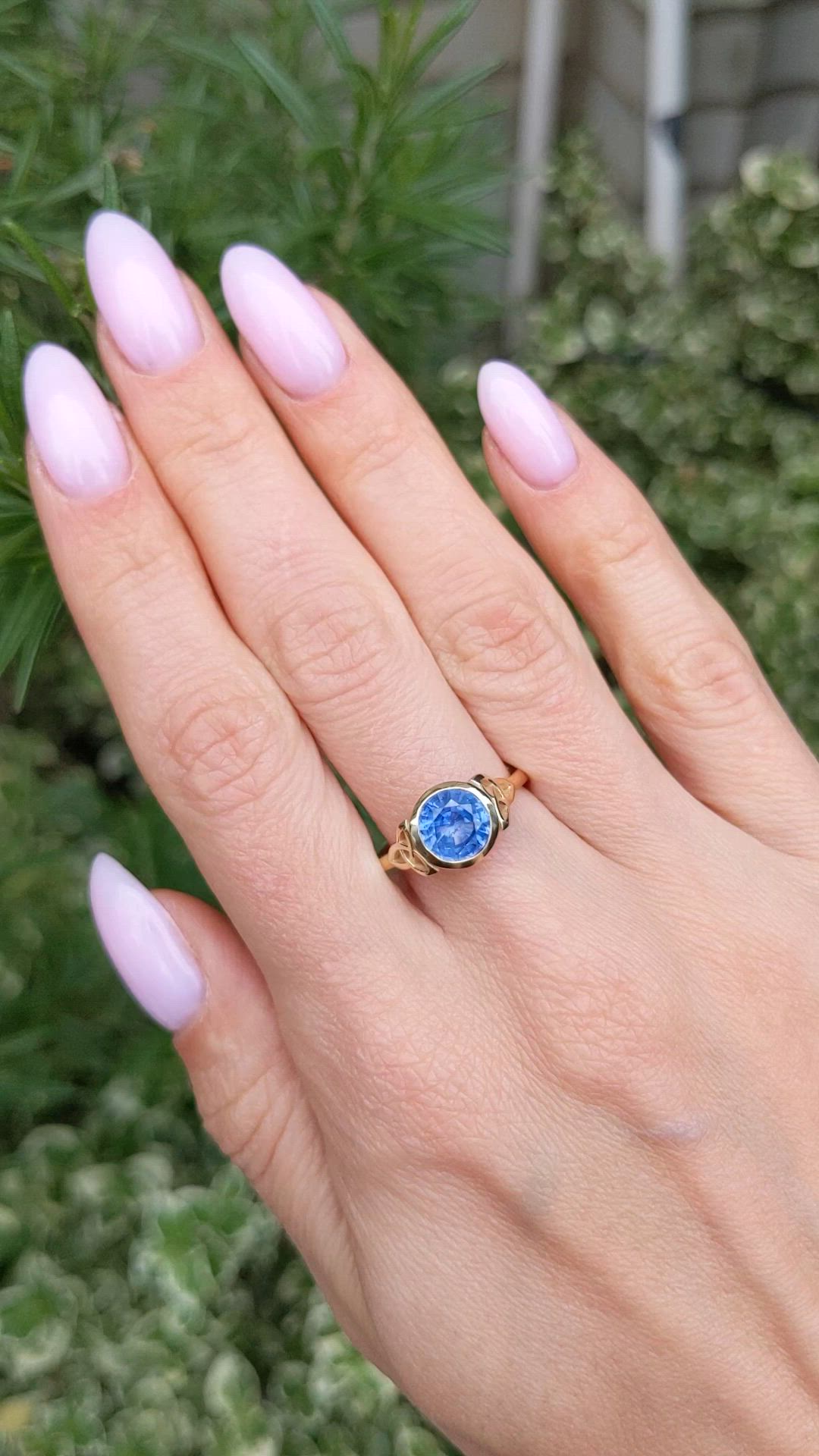 1.76 Ct. Blue Sapphire Bezel Ring, 14K Yellow Gold Size Video