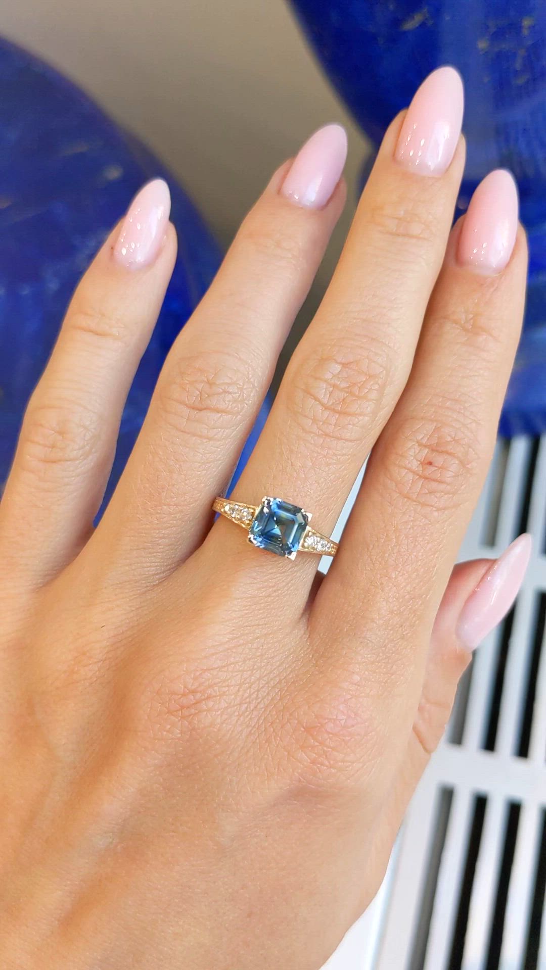 2.06 Ct. Bi Color Sapphire and Natural Diamond Antique Style Ring, 14K Yellow Gold Size Video