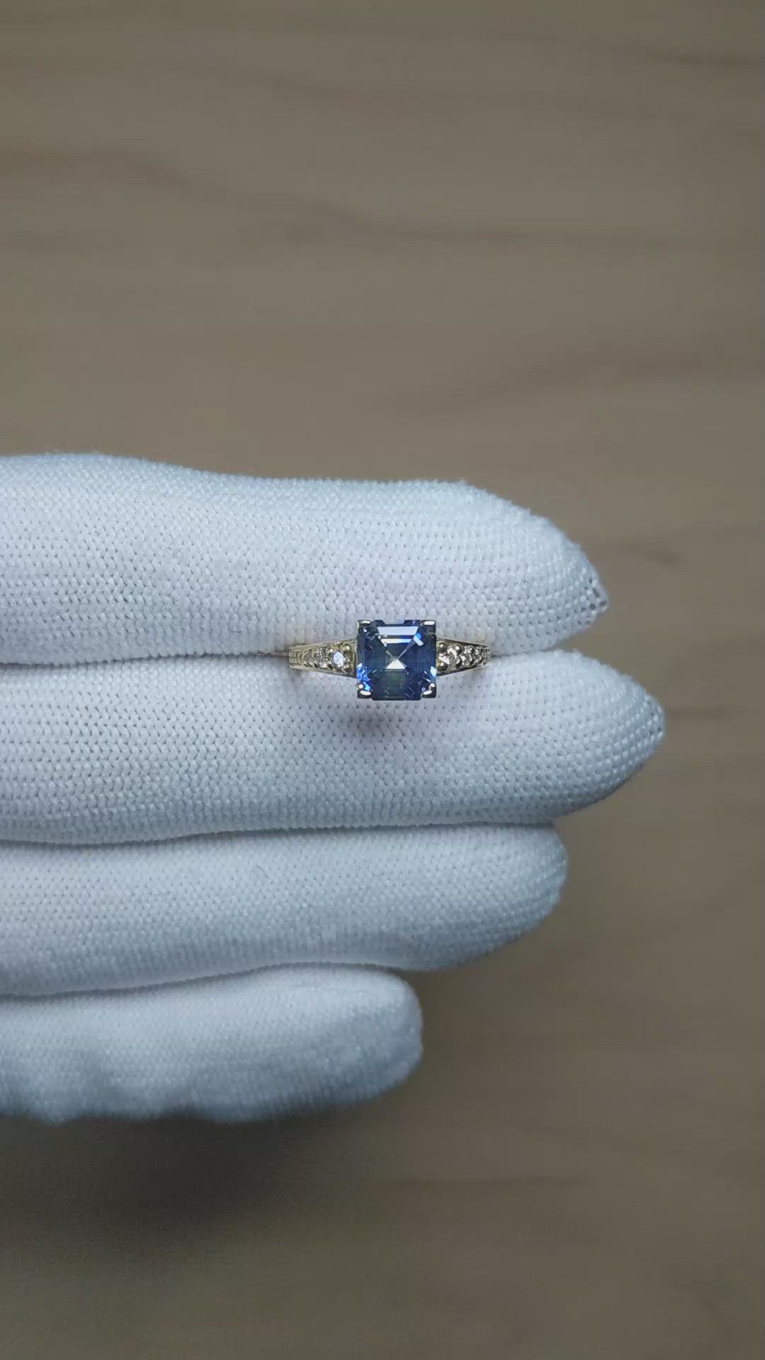 2.06 Ct. Bi Color Sapphire and Natural Diamond Antique Style Ring, 14K Yellow Gold Size Video