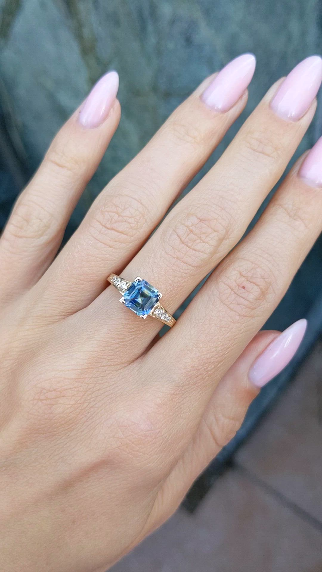 2.06 Ct. Bi Color Sapphire and Natural Diamond Antique Style Ring, 14K Yellow Gold Size Video