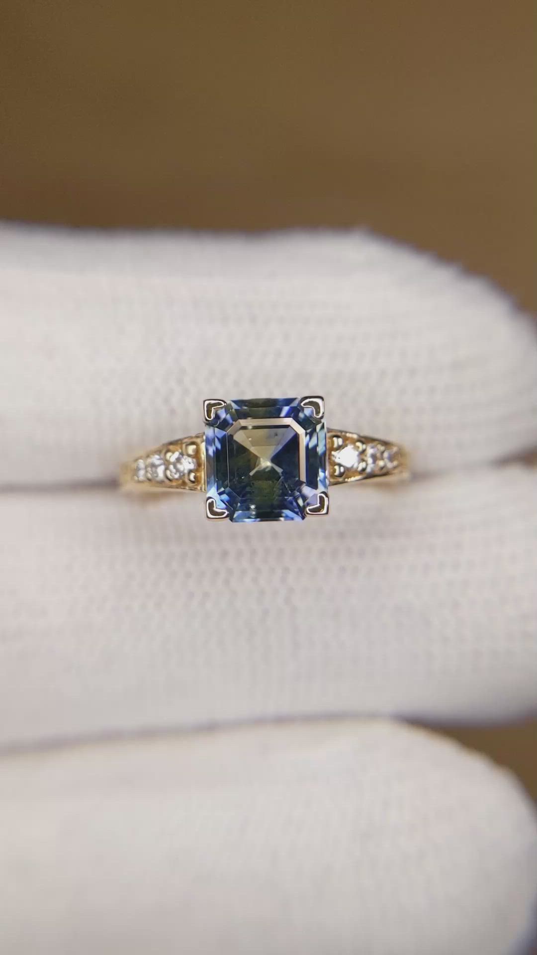 2.06 Ct. Bi Color Sapphire and Natural Diamond Antique Style Ring, 14K Yellow Gold Size Video