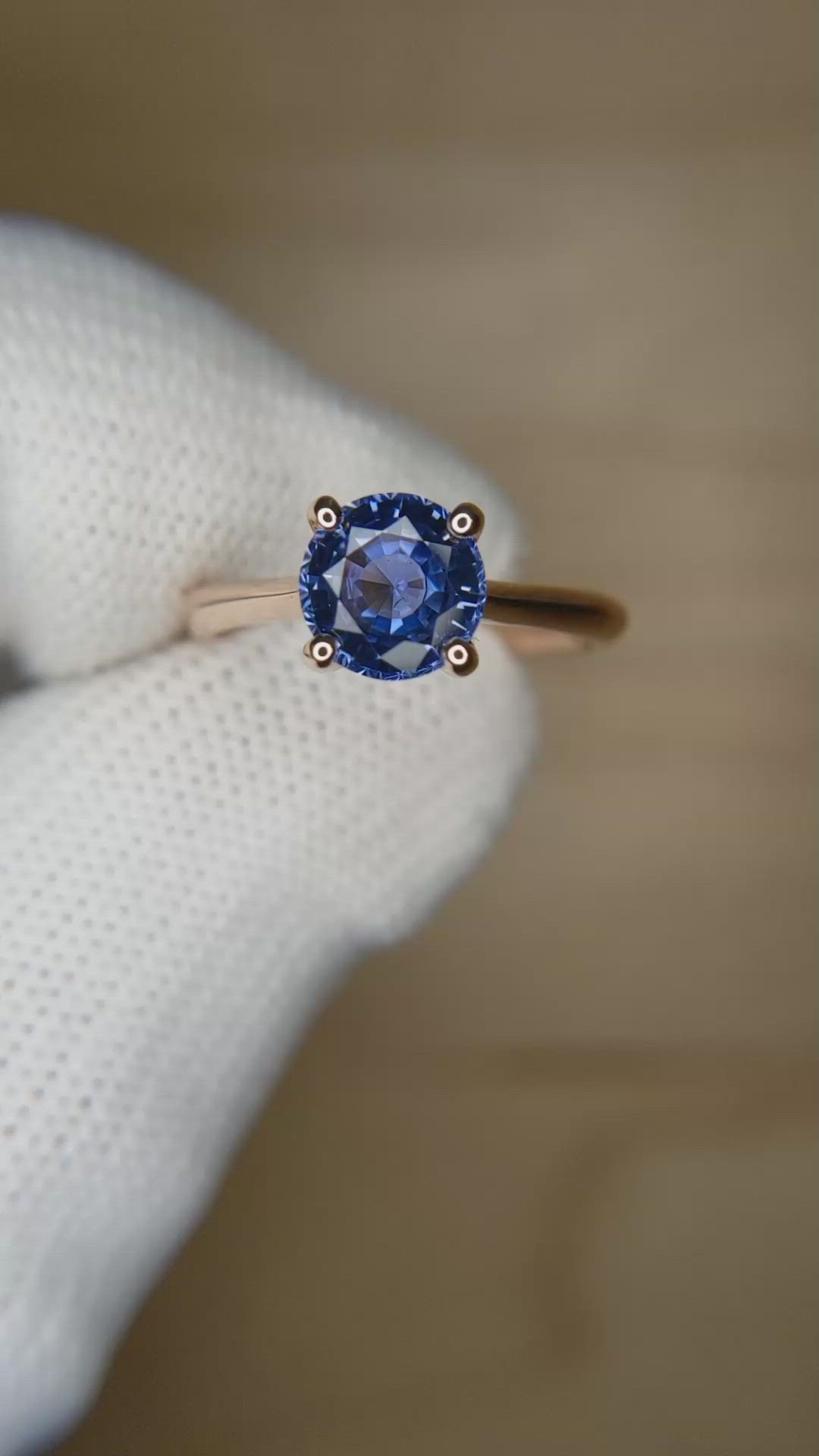 1.28 Ct. Blue Sapphire Solitaire Ring, 14K Rose Gold Size Video