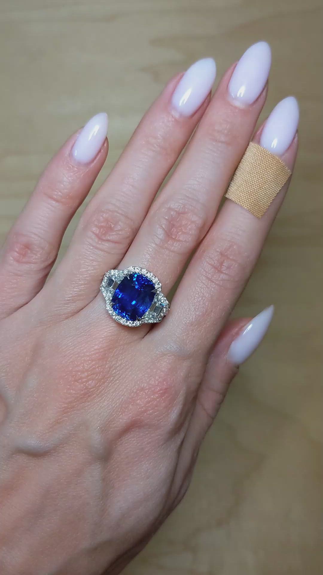 7.05 Ct. Blue Sapphire and Natural Diamond Antique Style Ring, 18K White Gold Size Video